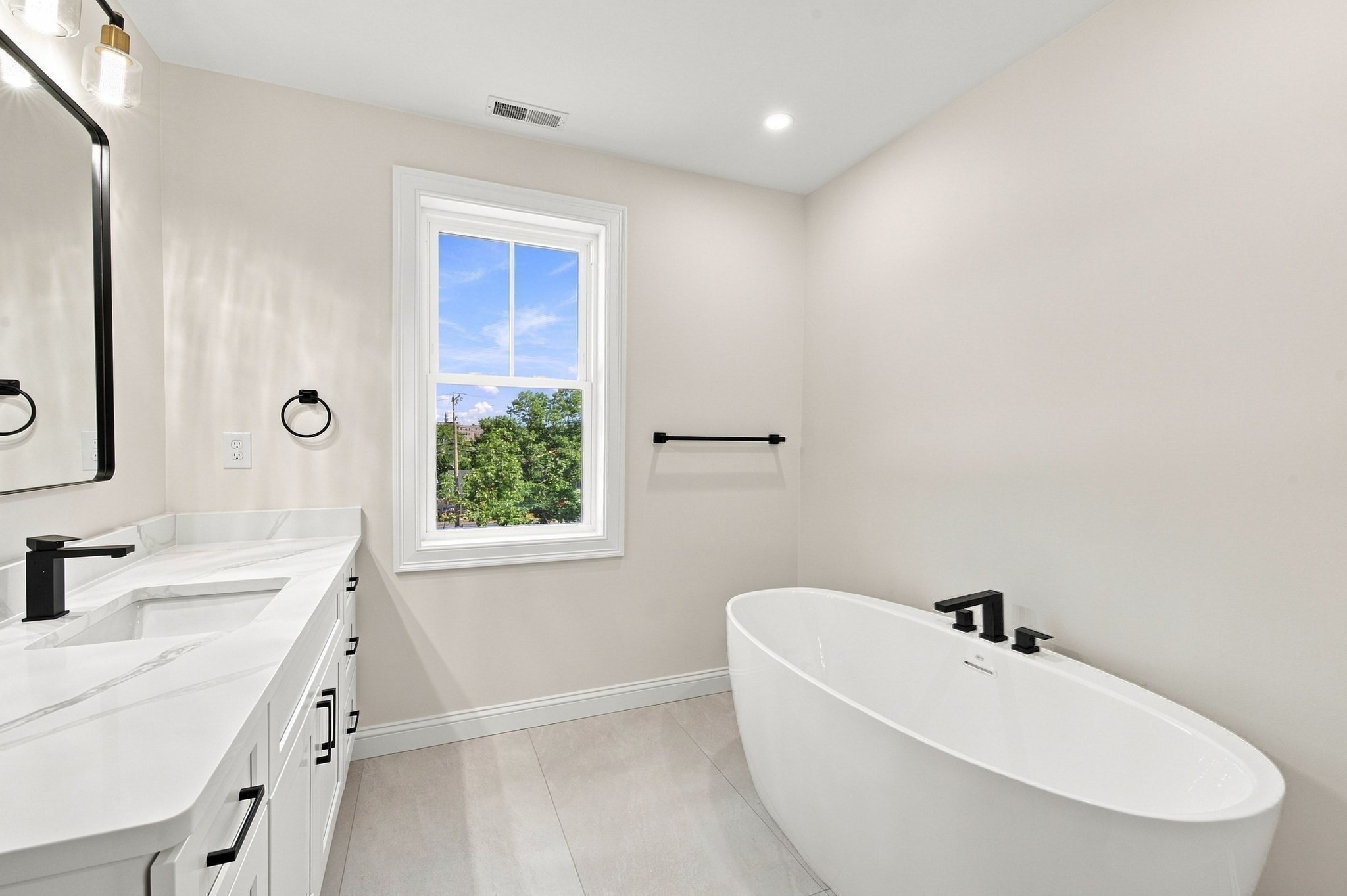 2 Berthold St Property Photo 25