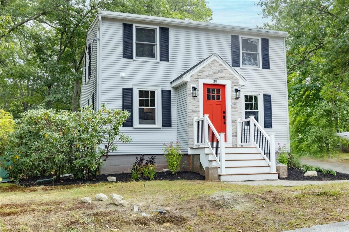 39 Birch St Property Photo 1