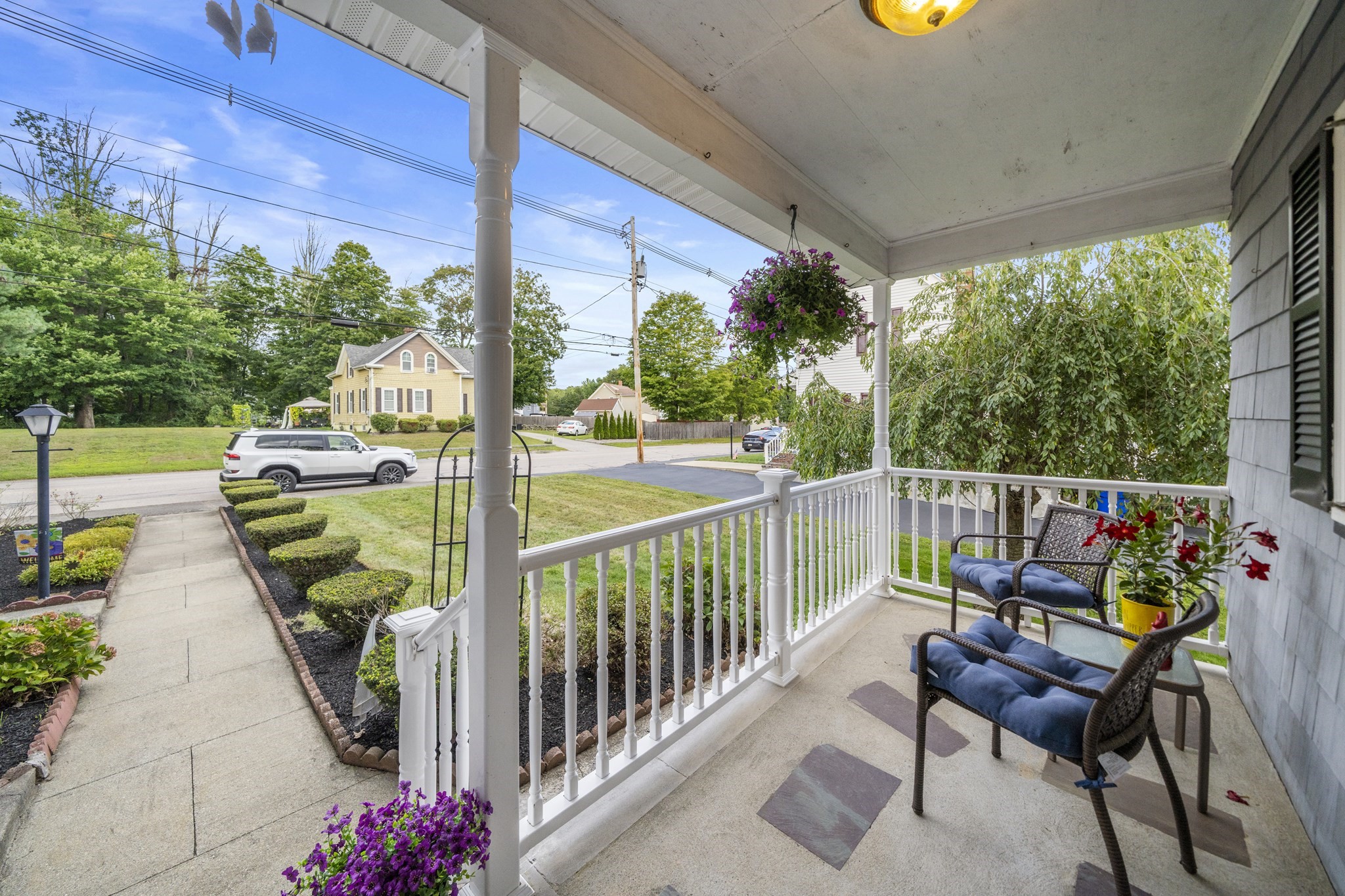 40 Railroad Avenue Property Photo 4