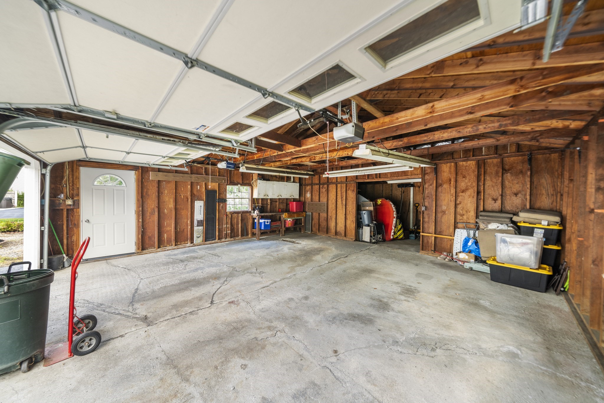 40 Railroad Avenue Property Photo 9
