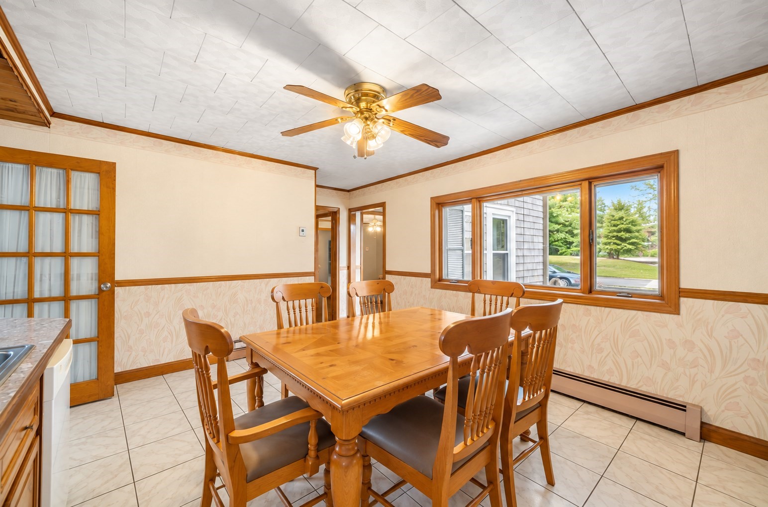 40 Railroad Avenue Property Photo 12