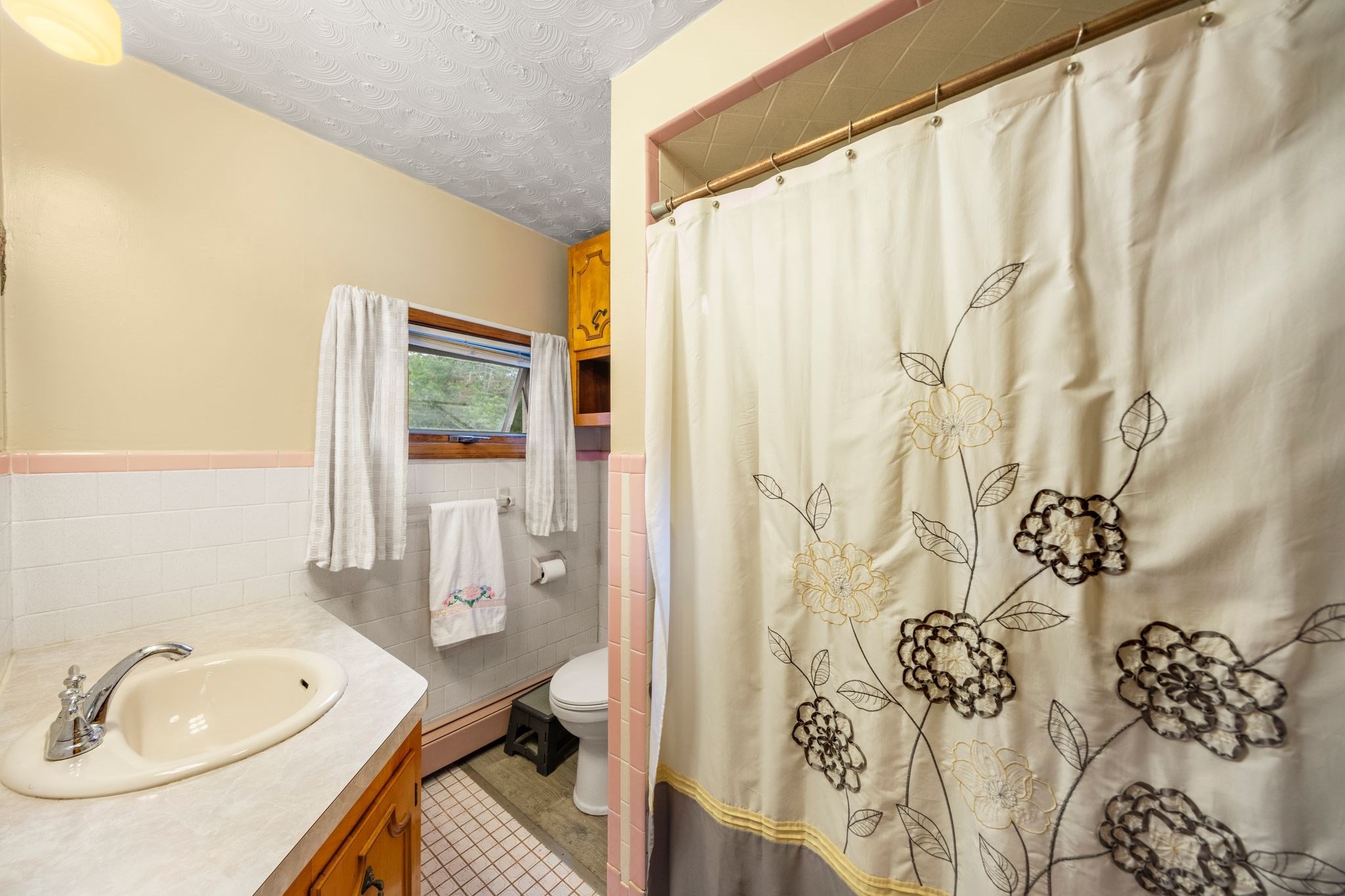 40 Railroad Avenue Property Photo 18