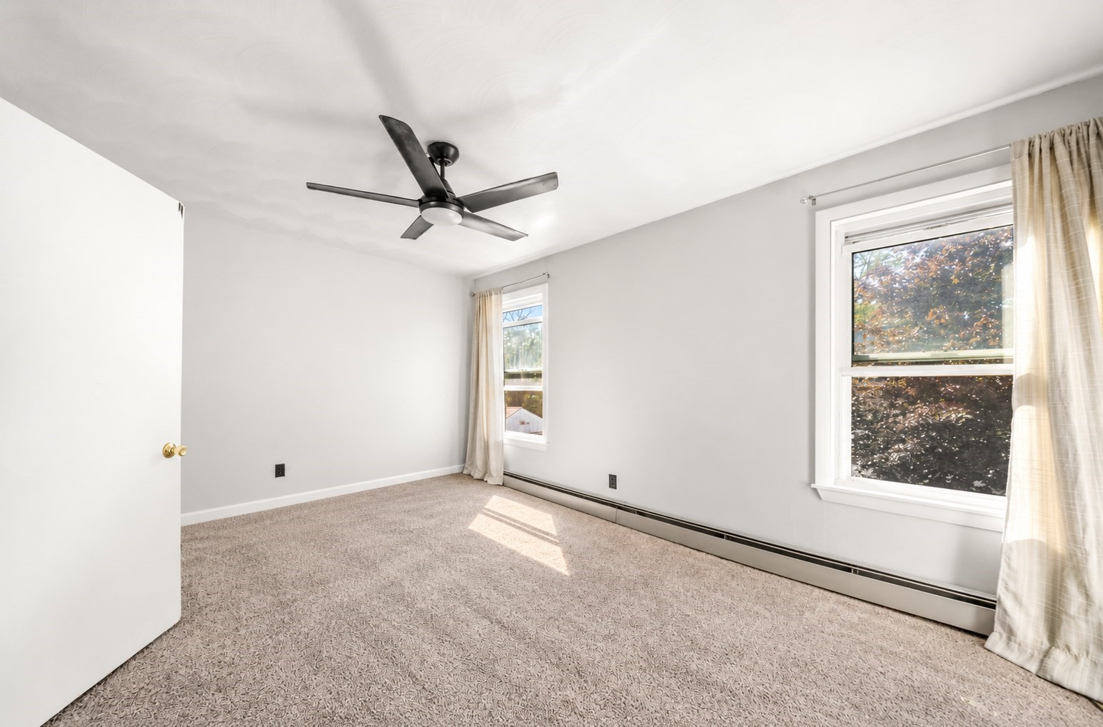 40 Railroad Avenue Property Photo 36
