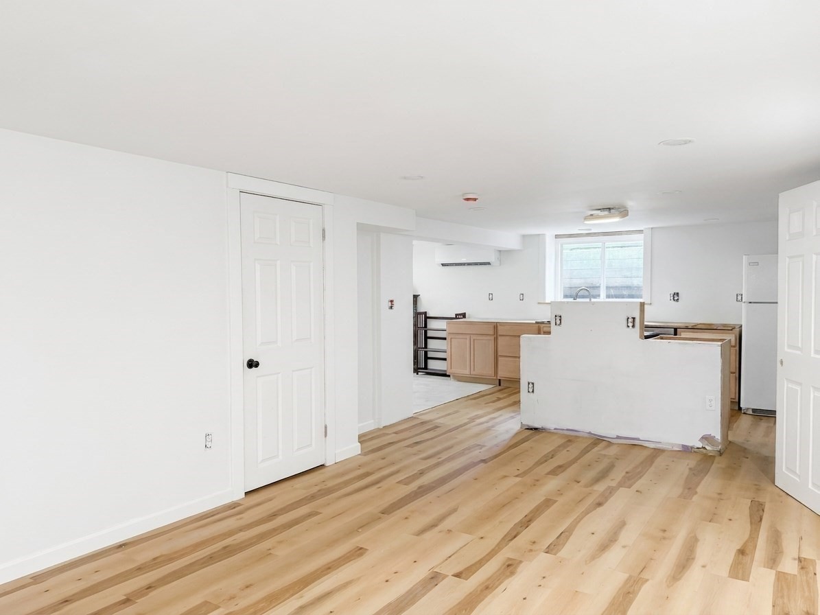 40 Atherton Property Photo 31