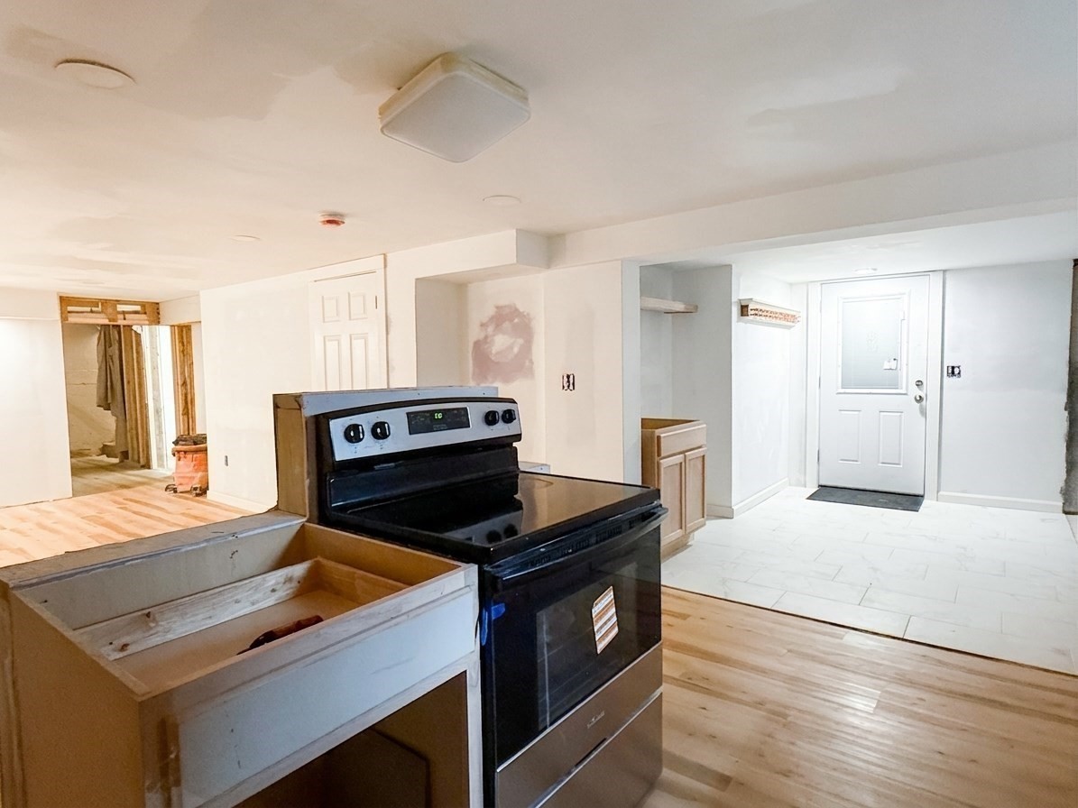 40 Atherton Property Photo 33