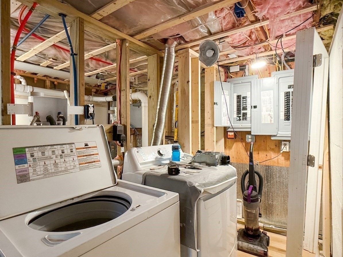 40 Atherton Property Photo 37