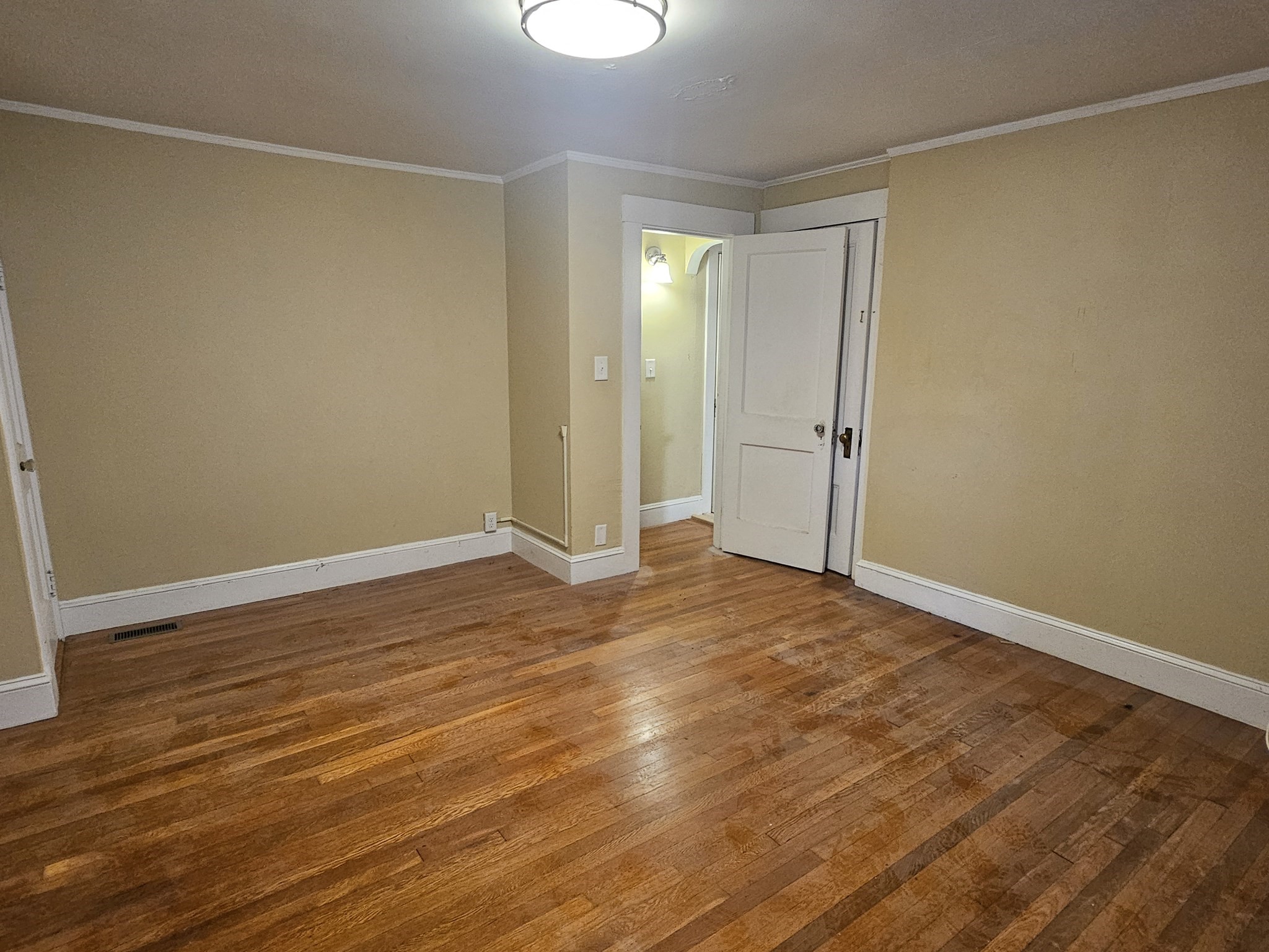 592 Union Ave # 1 Property Photo 19