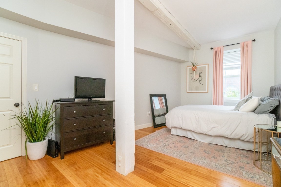 7 S Stone Mill Dr # 403 Property Photo 18