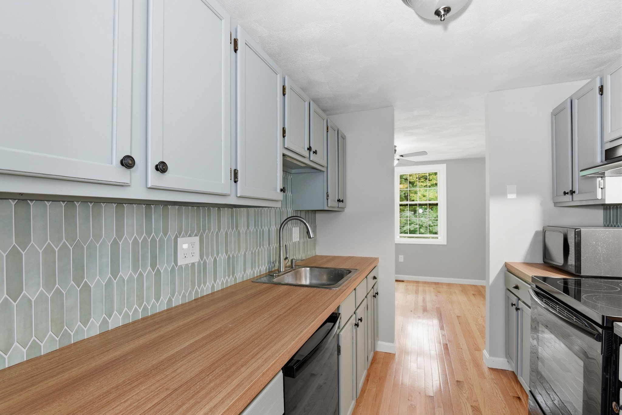 126 Patrick Rd # 126 Property Photo 3