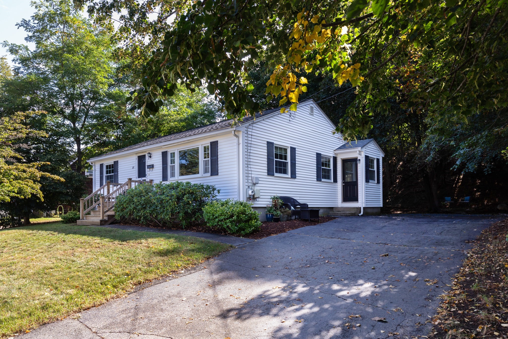 64 Alden St Property Photo 1
