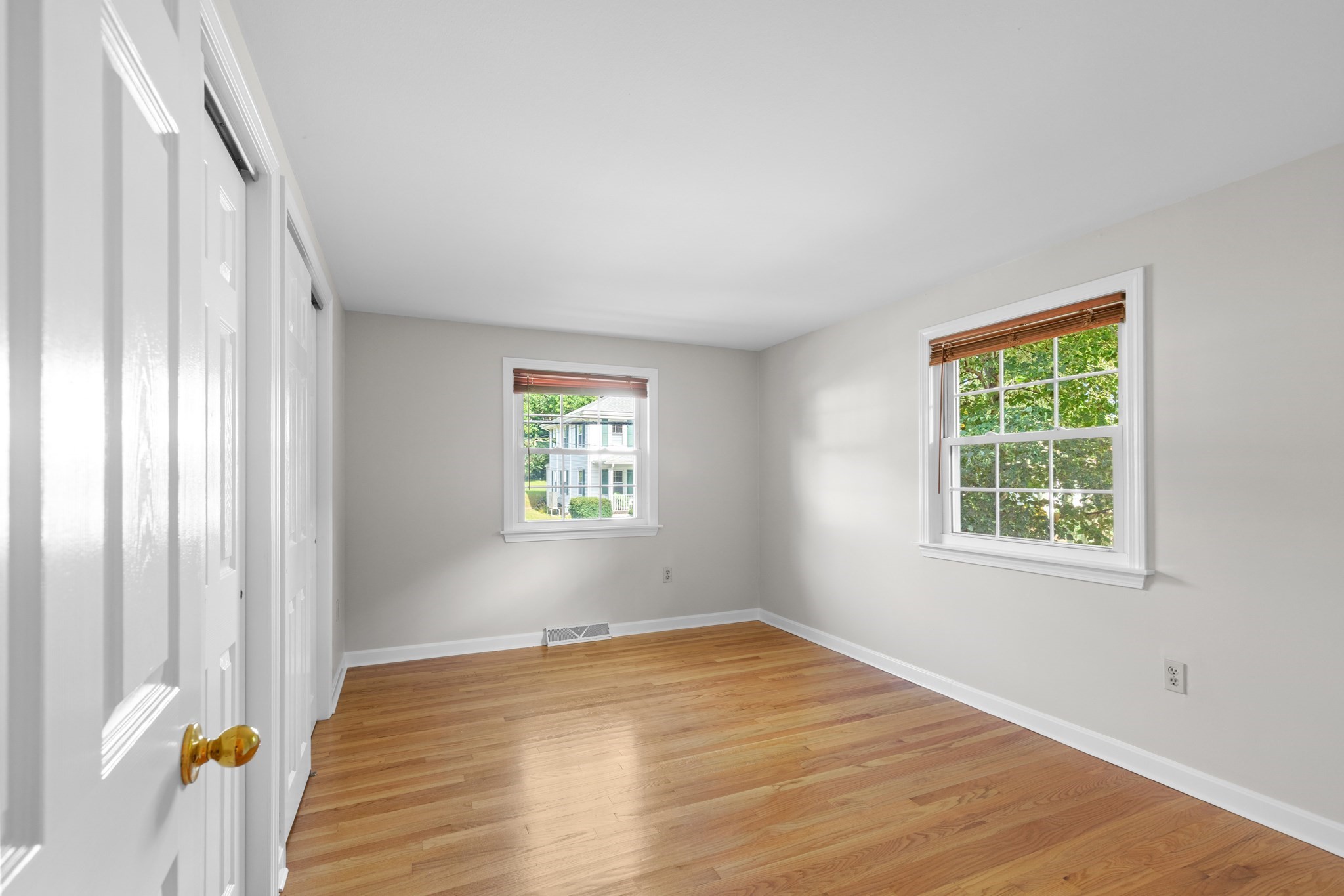 64 Alden St Property Photo 23