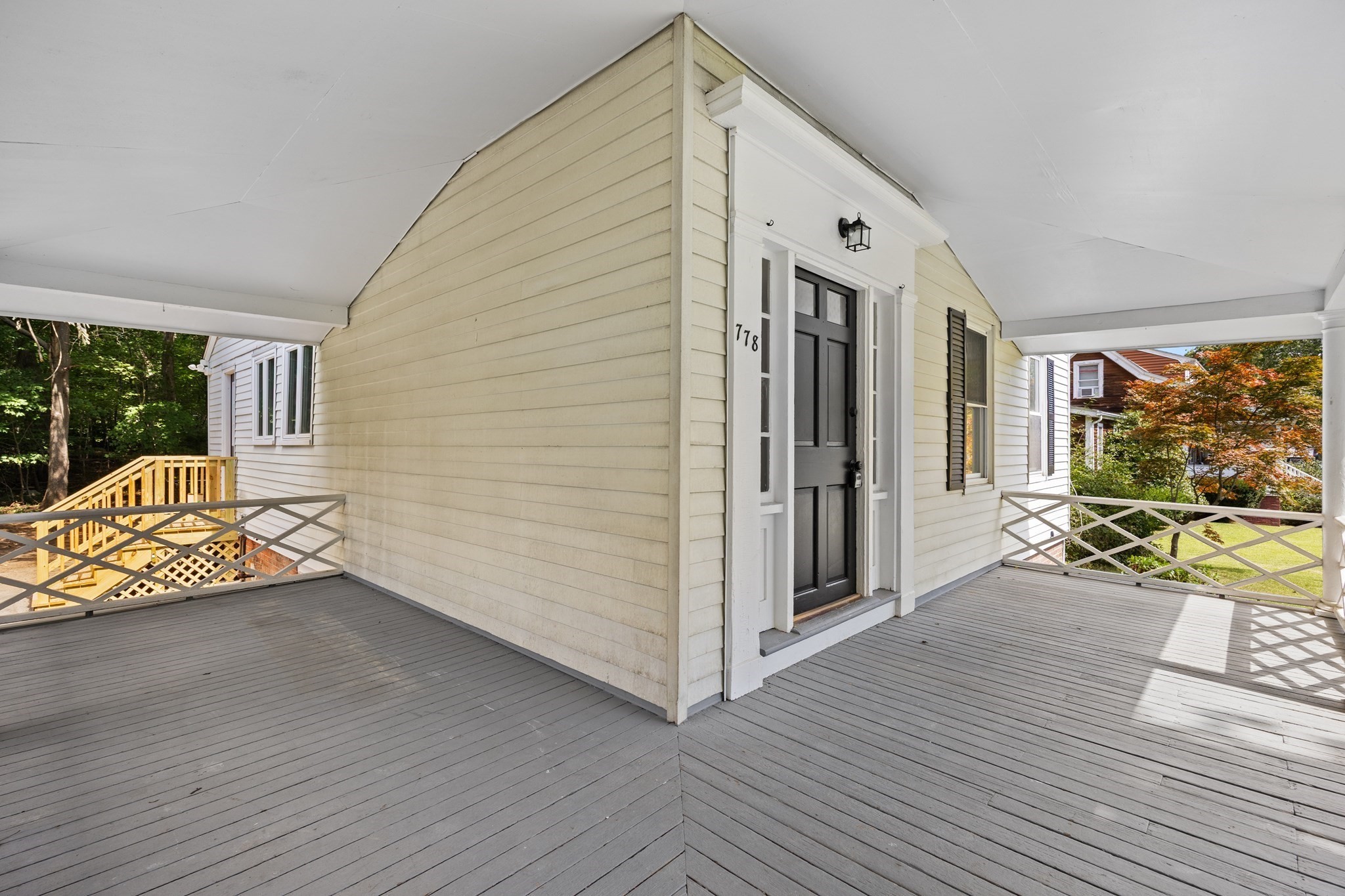 778 Spring St Property Photo 5