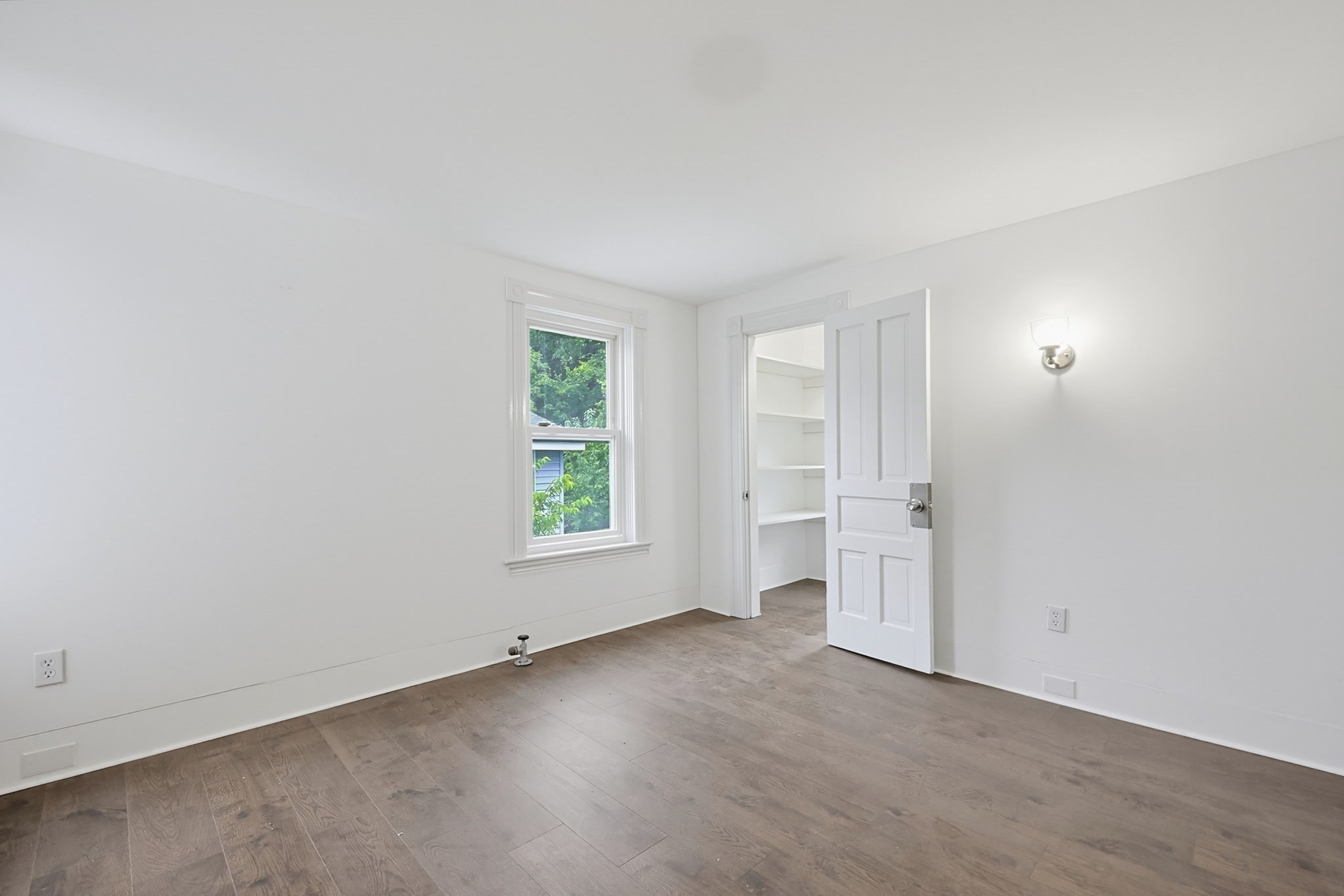 13 Campbell Ave Property Photo 17