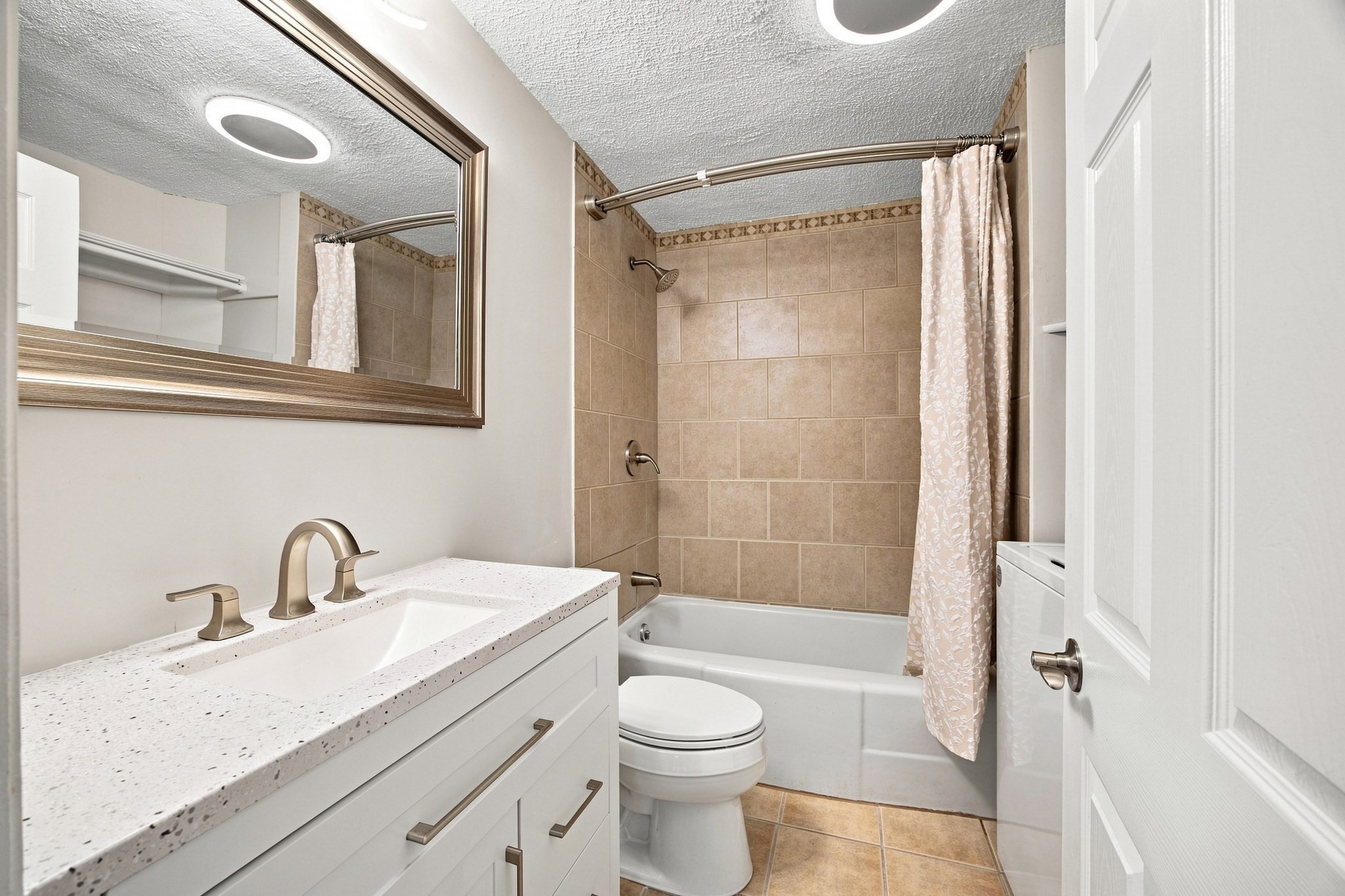 96 Shady Brook Lane Property Photo 18