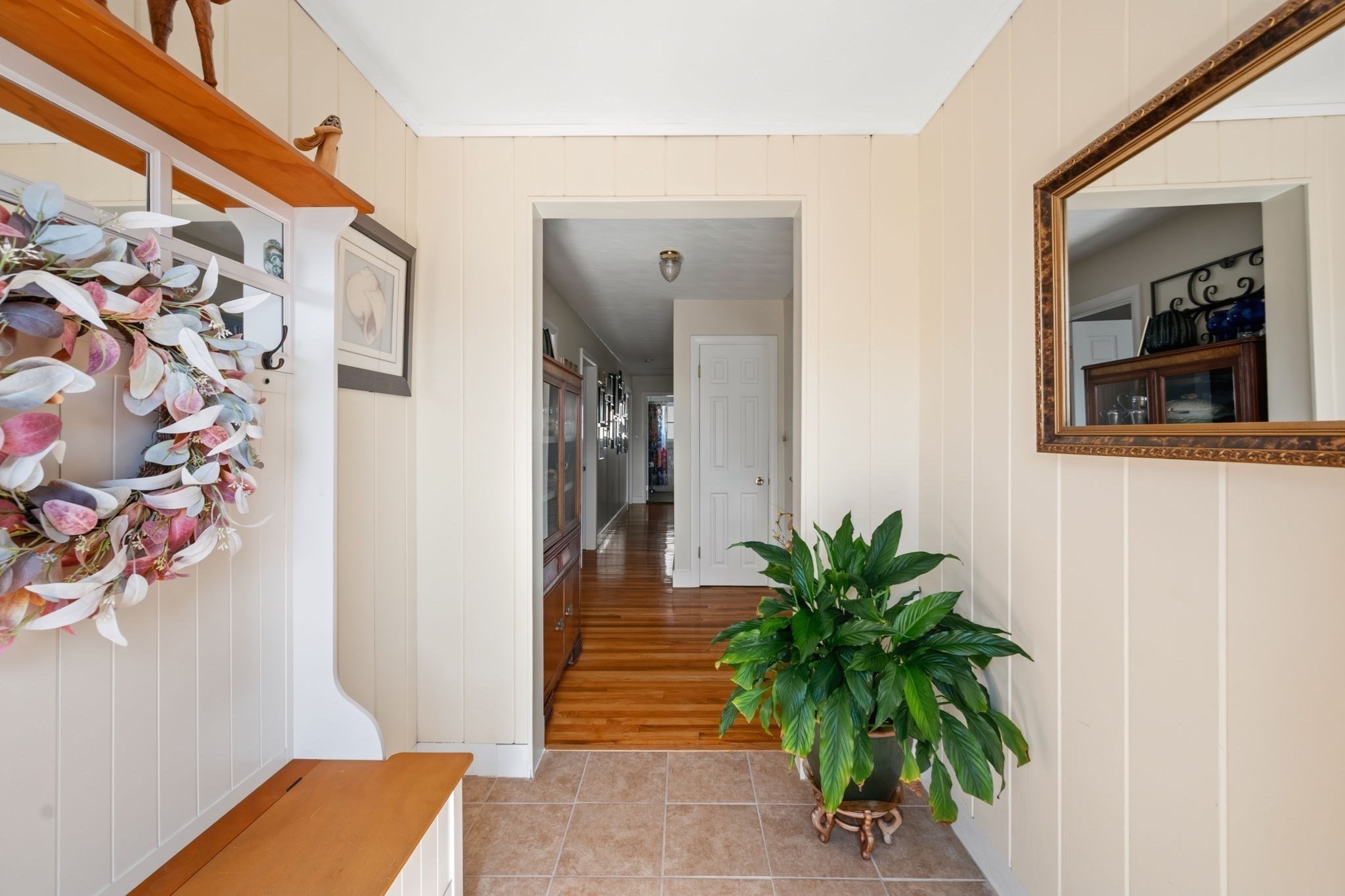 81 Warfield Avenue Property Photo 8