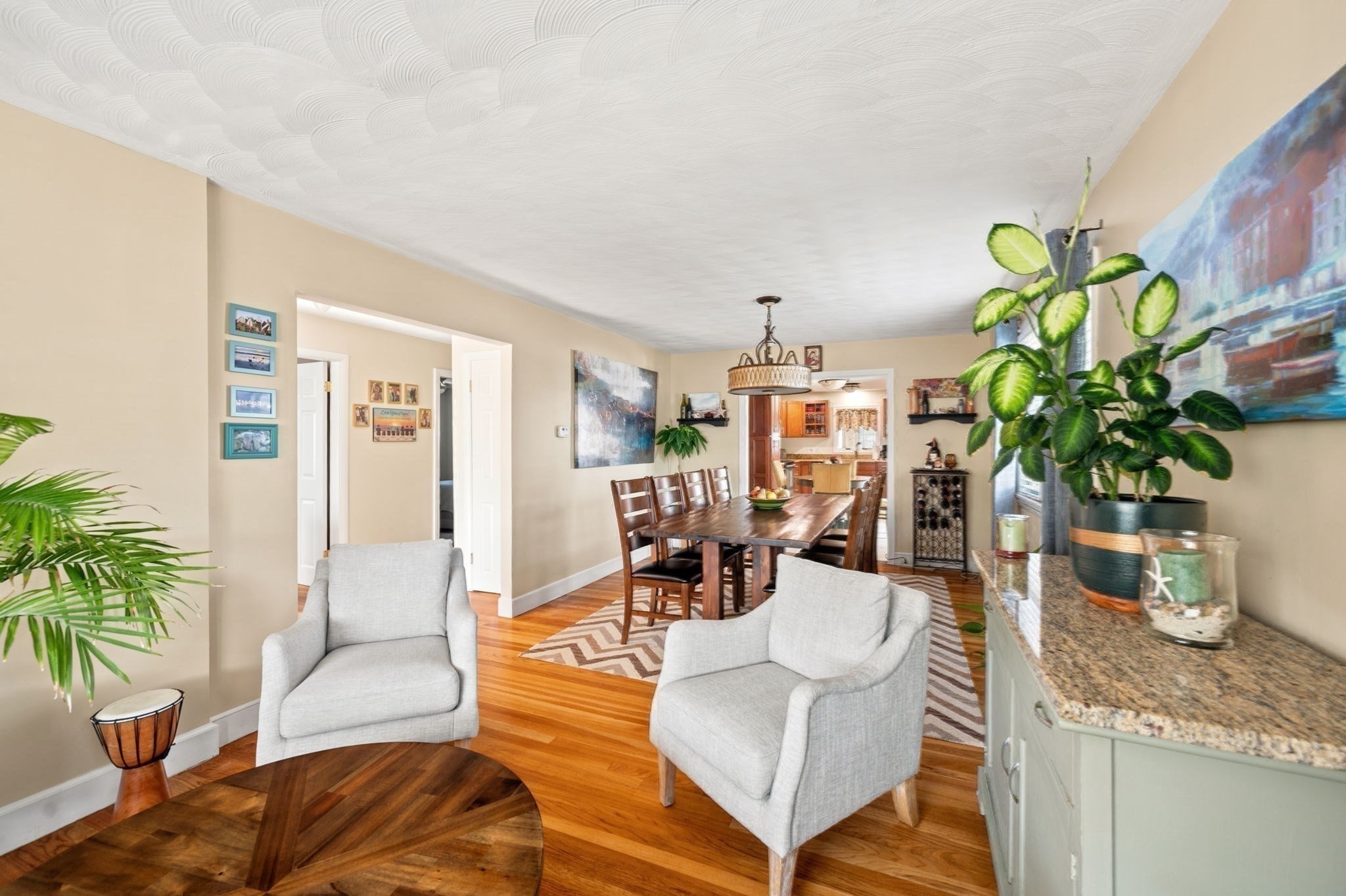 81 Warfield Avenue Property Photo 11