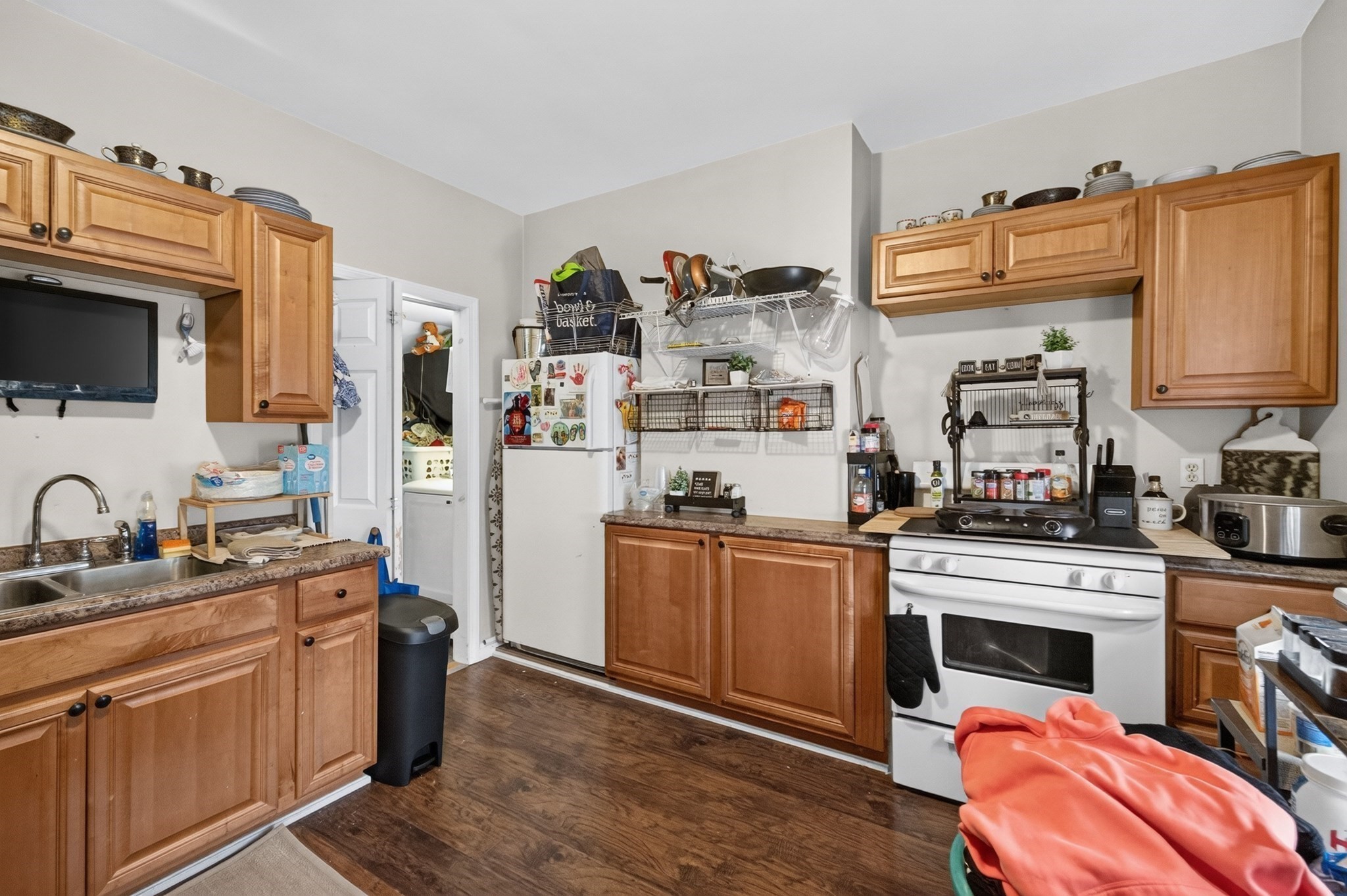 162 O'grady St. Property Photo 3