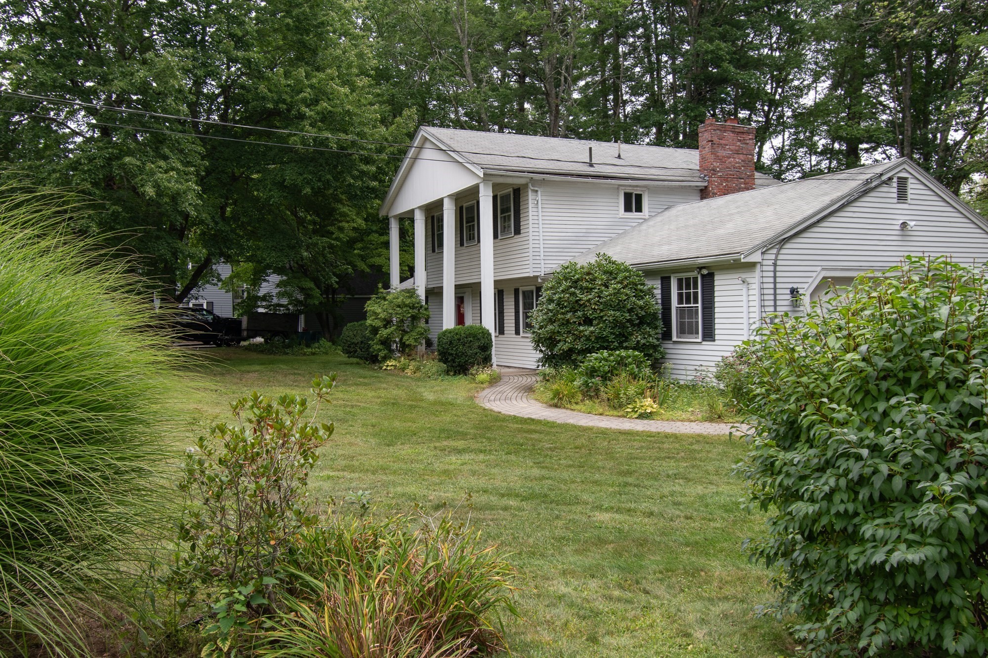 16 Crabapple Ln Property Photo 2