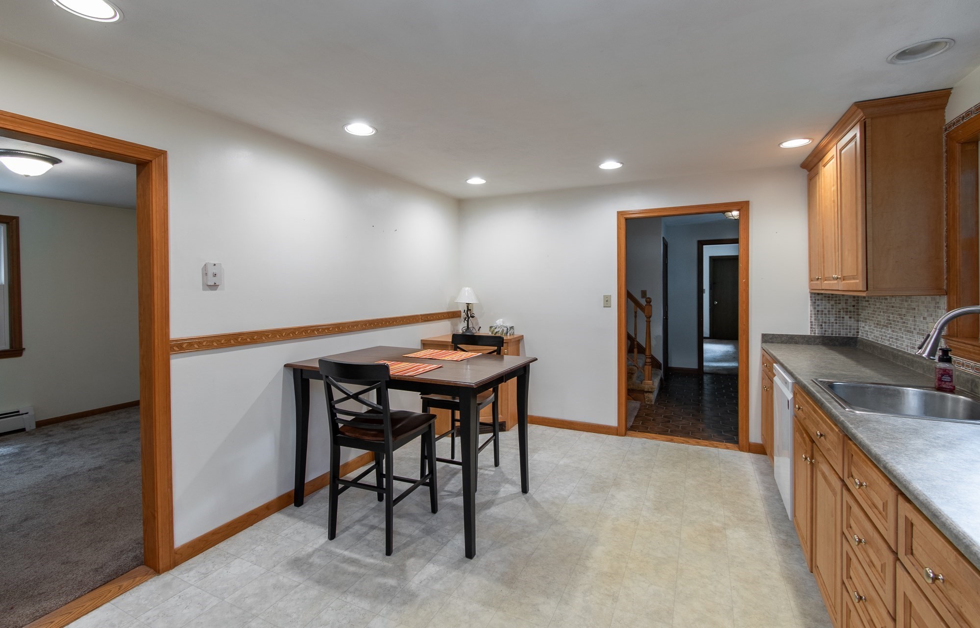 16 Crabapple Ln Property Photo 5