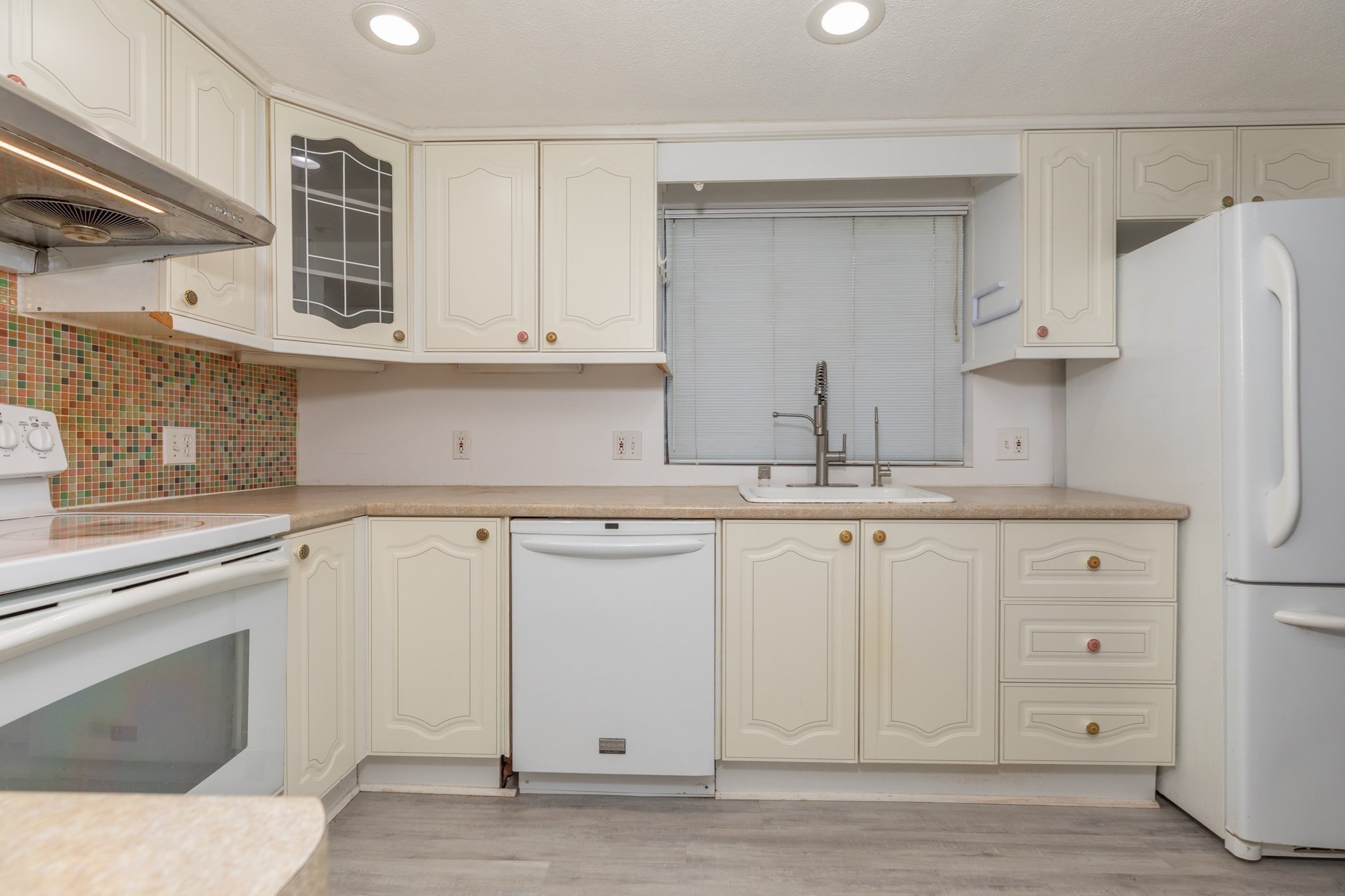 22 Old Stone Way # 22 Property Photo 17