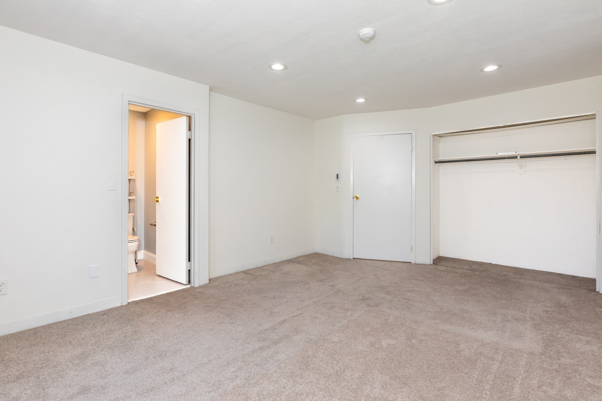 22 Old Stone Way # 22 Property Photo 28