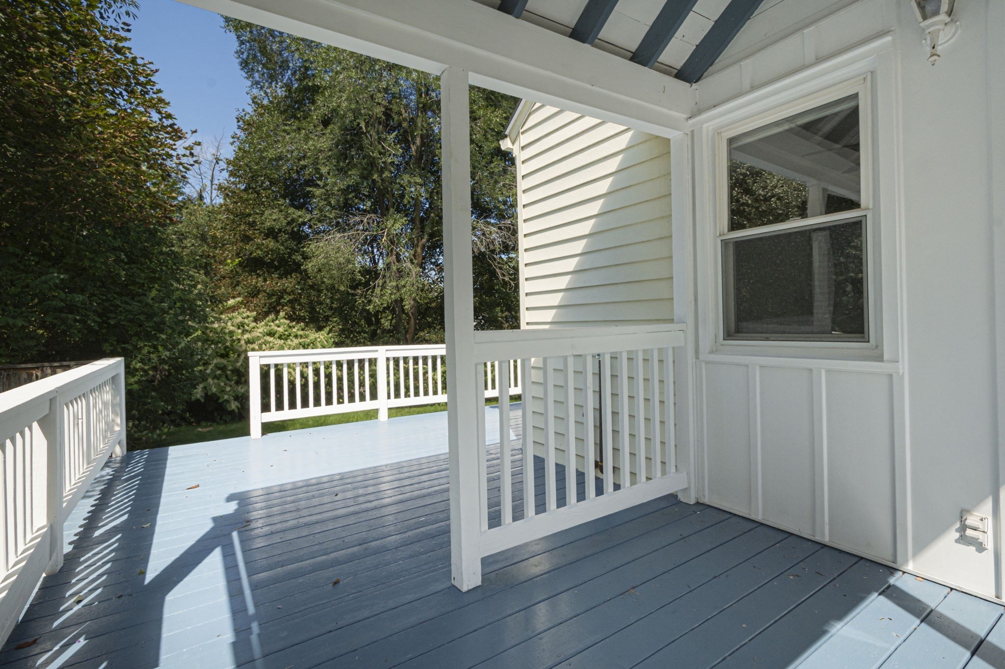 10 Farview Ave Property Photo 25