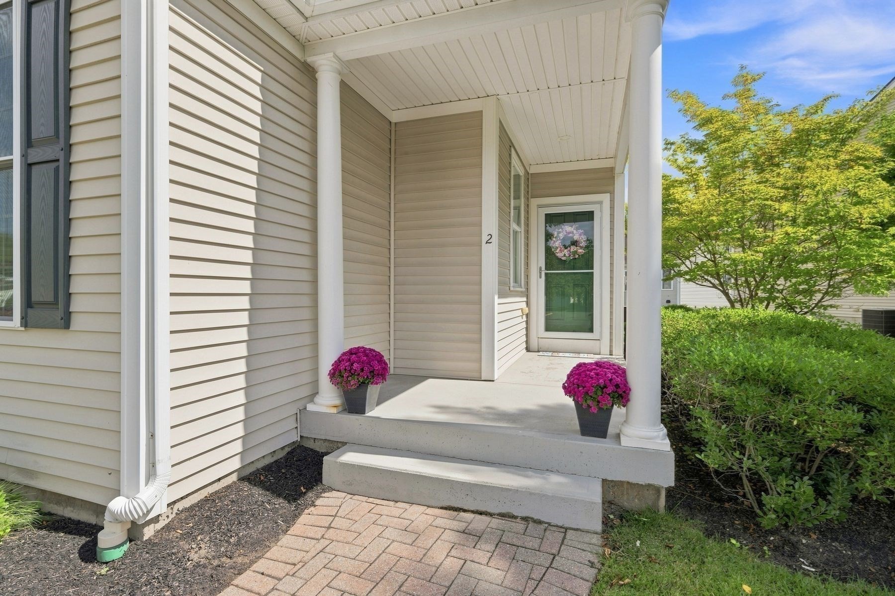 2 Pimpernel Cir # 25 Property Photo 3