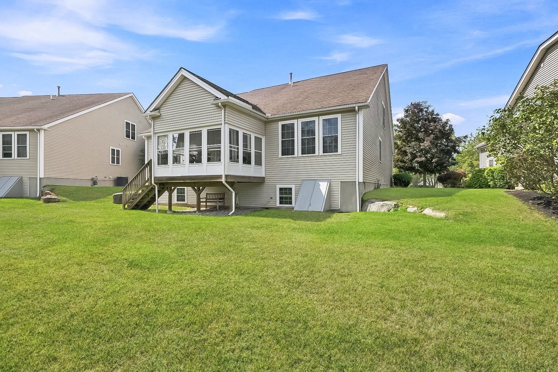 2 Pimpernel Cir # 25 Property Photo 4