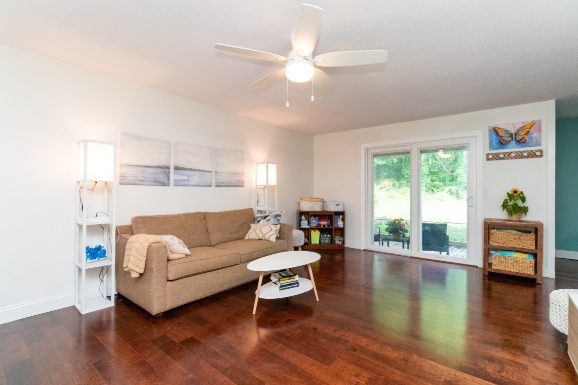 4 Beals Cove Rd # G Property Photo 7