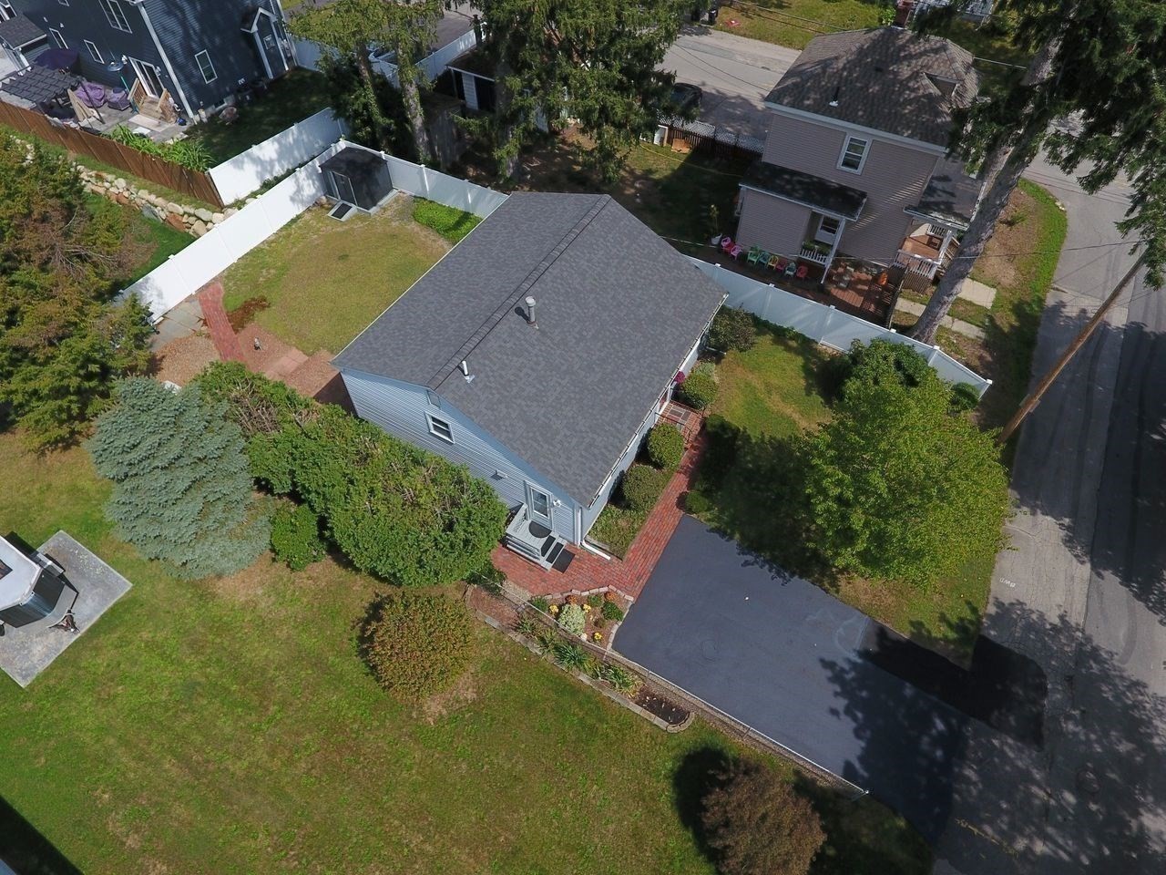58 Earley St Property Photo 7