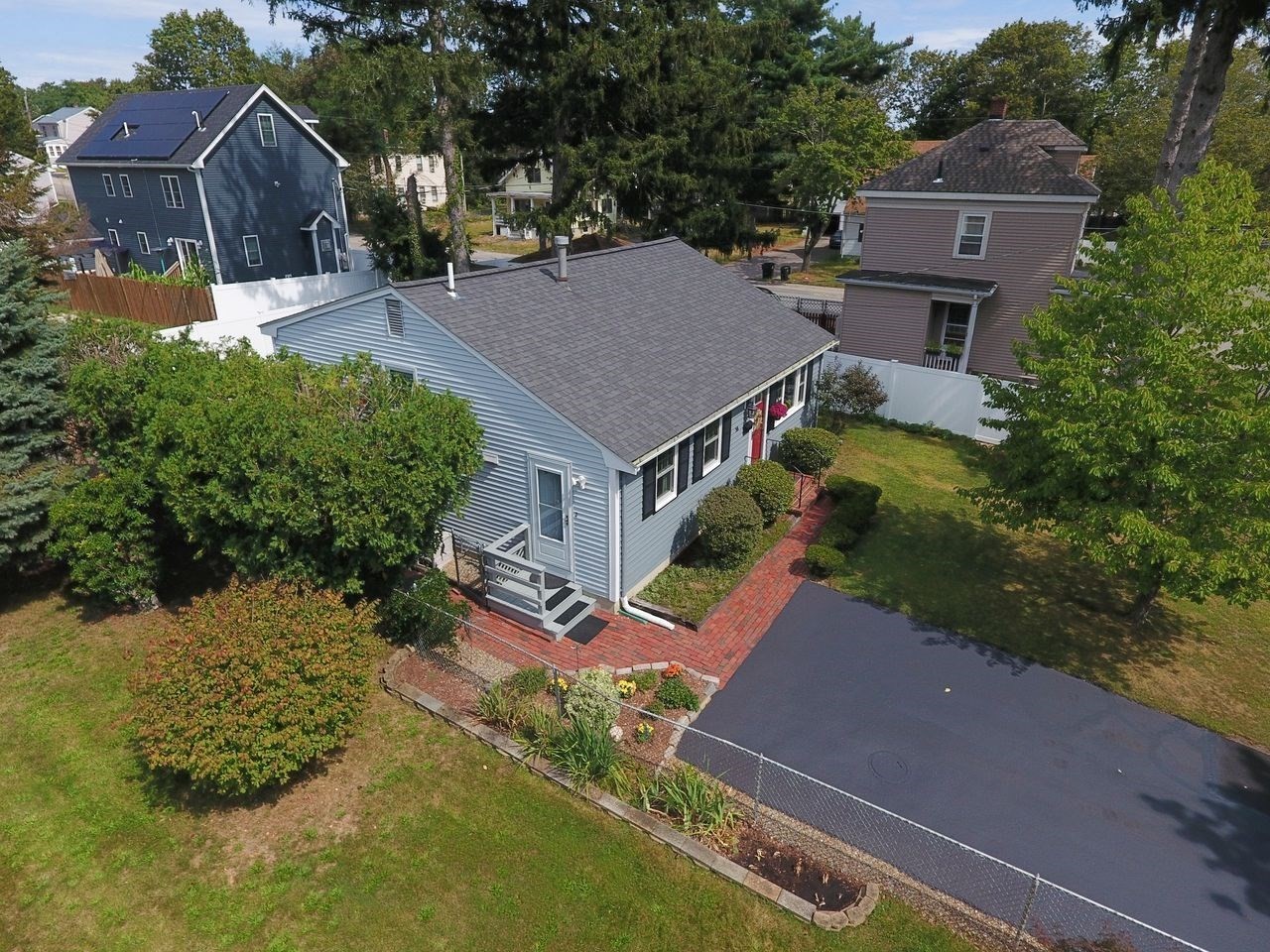 58 Earley St Property Photo 8