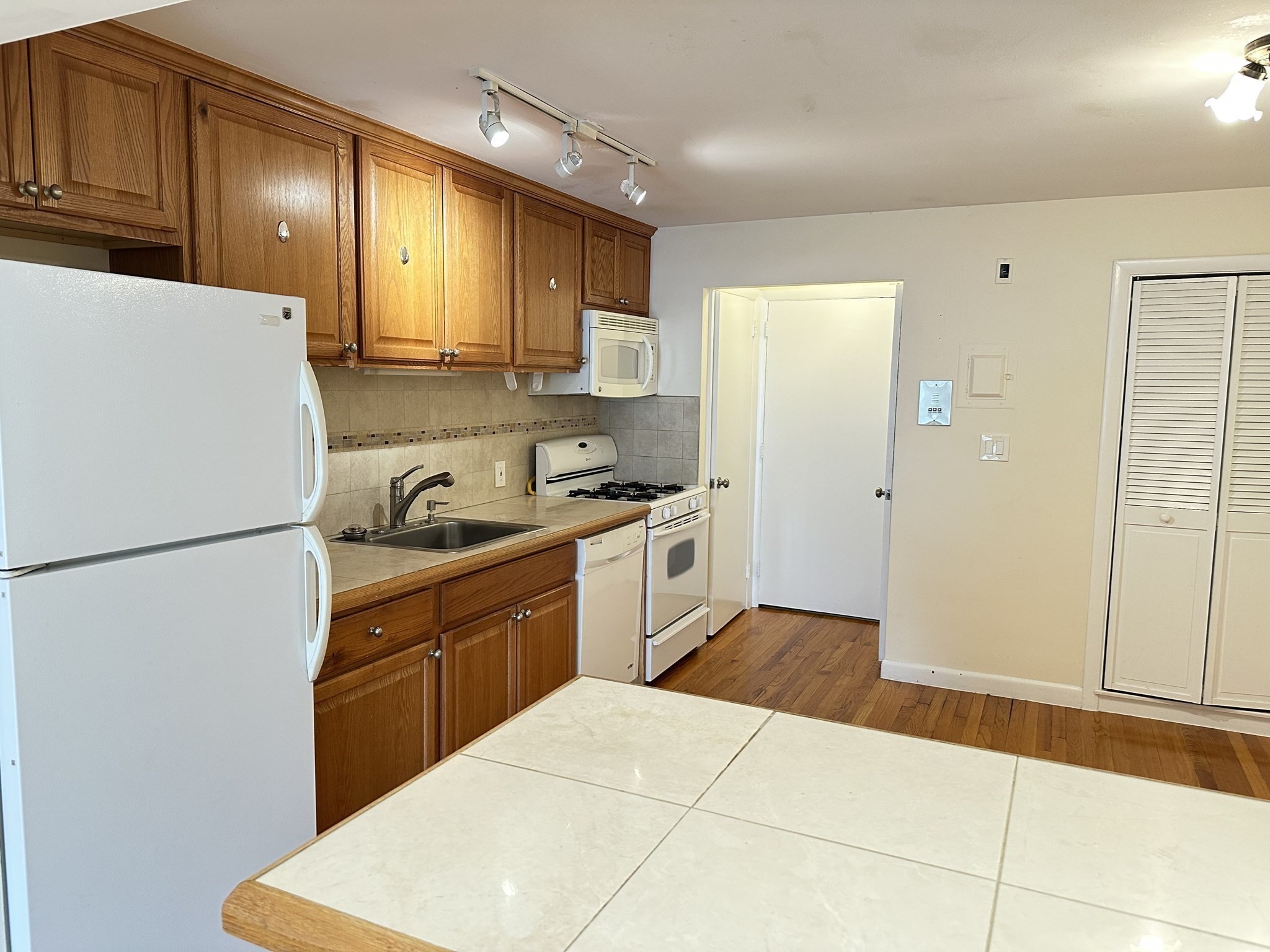 12 Portland St # 7 Property Photo 5
