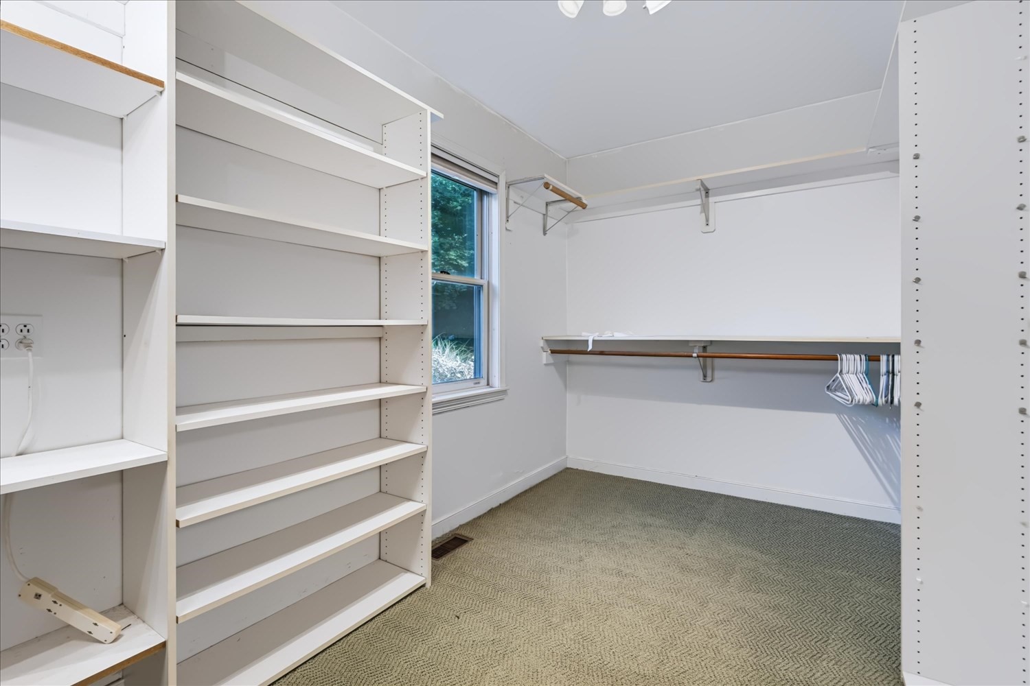 53 Haduk Dr Property Photo 31