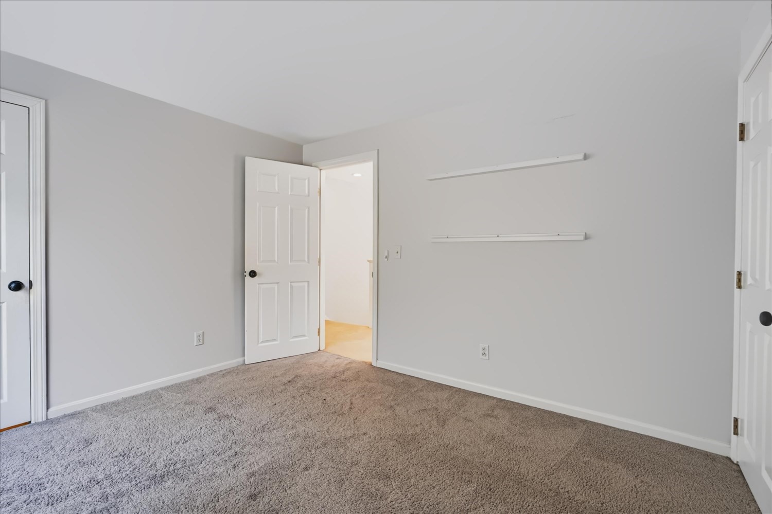 53 Haduk Dr Property Photo 36