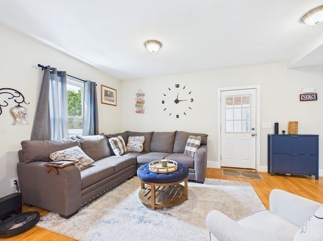 275 Holmes St. Property Photo 9