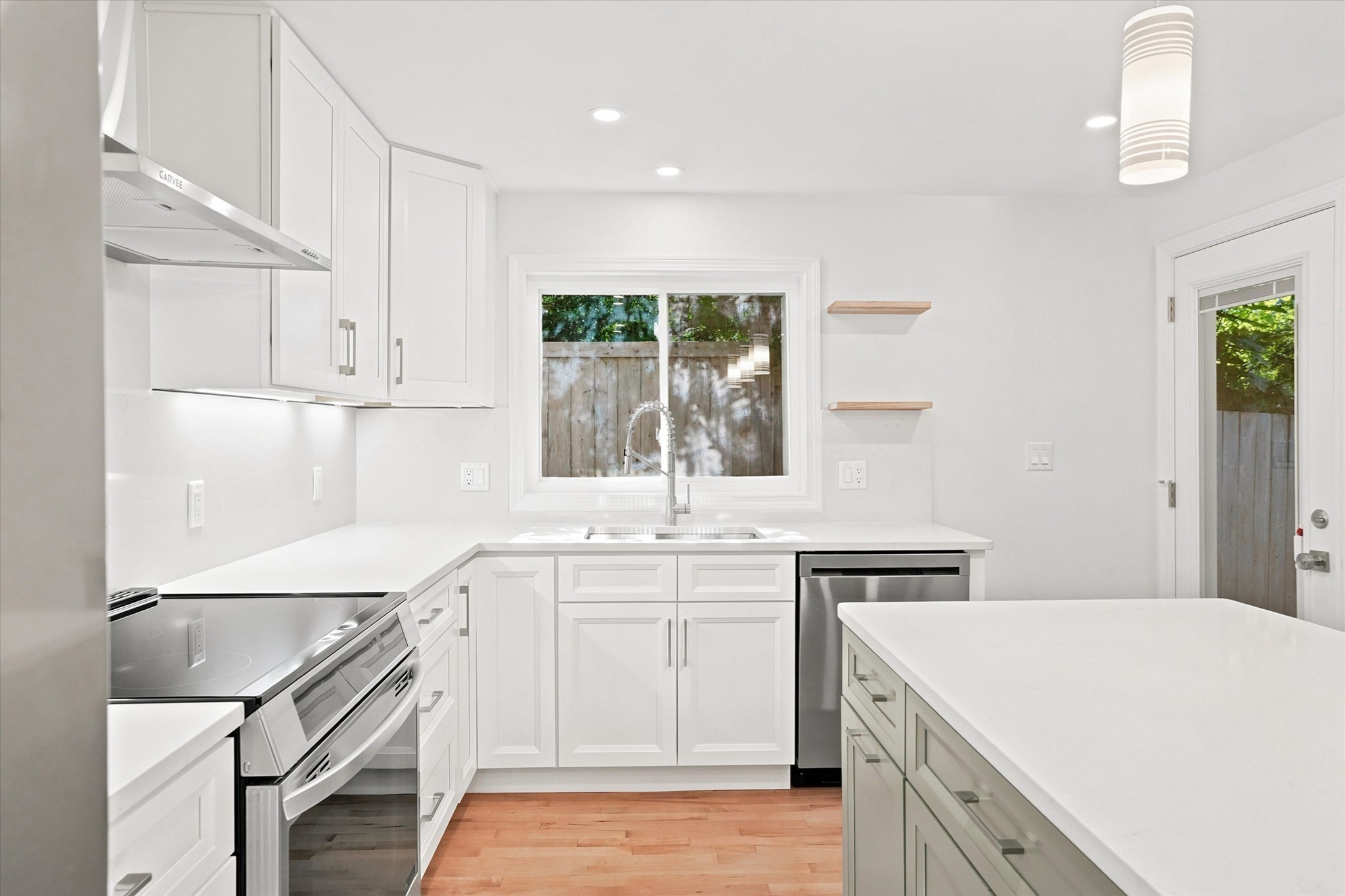 8 Wilmington Road Property Photo 4