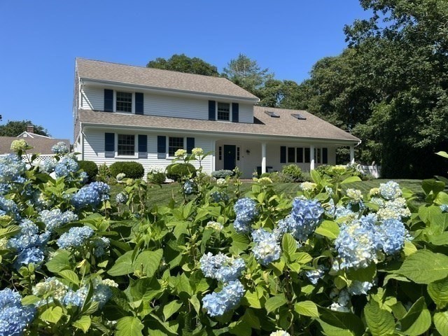 3 Russell Dr Property Photo 3