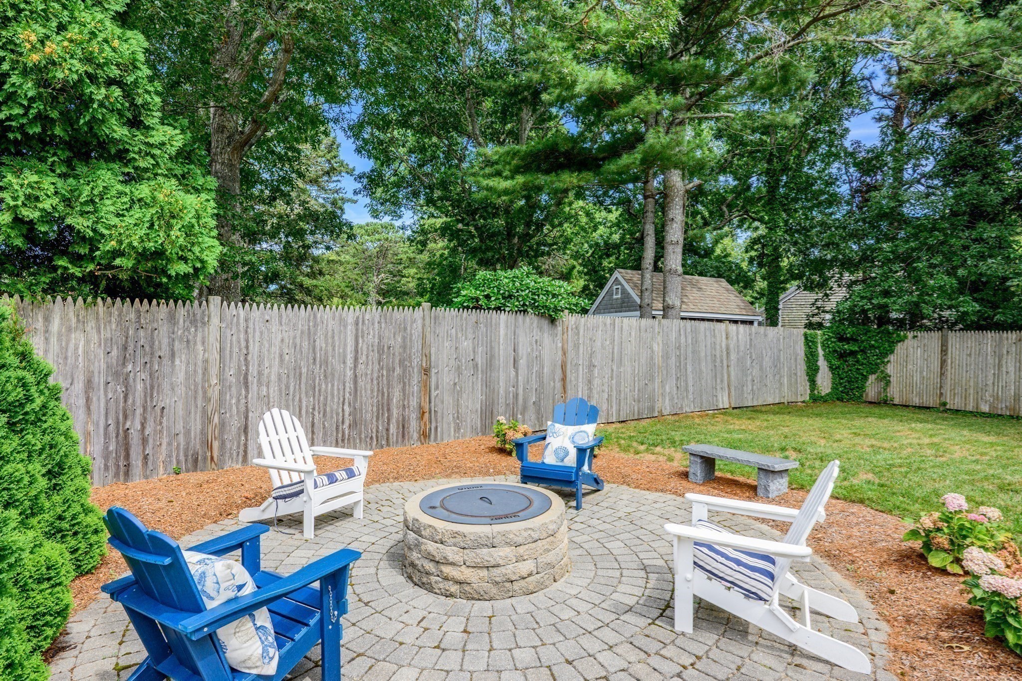 3 Russell Dr Property Photo 6
