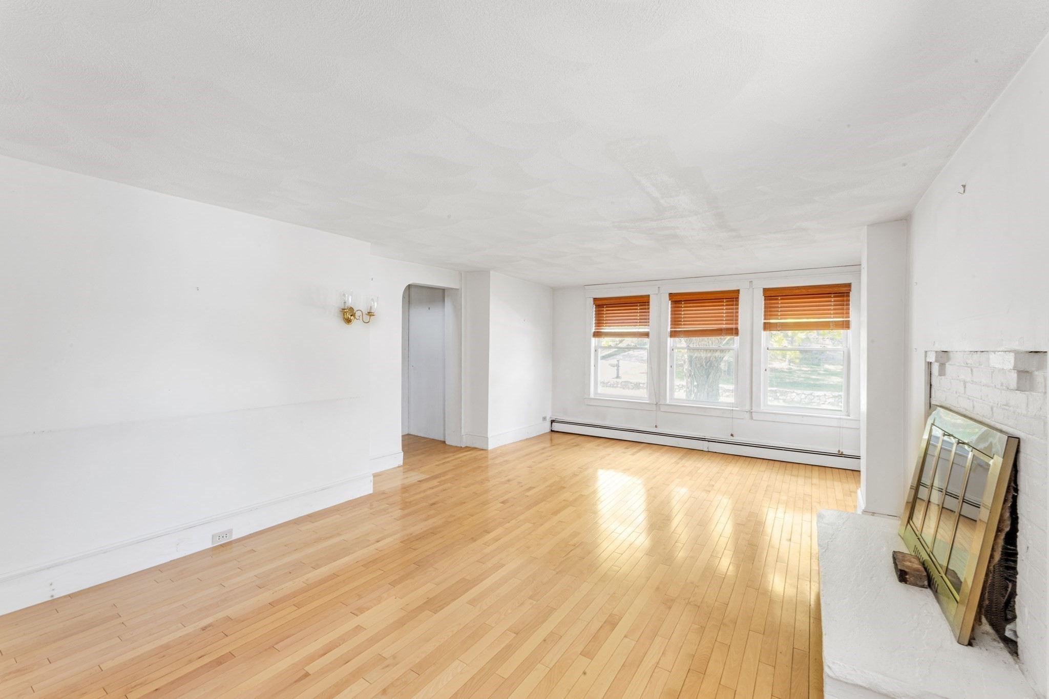 193 Haverhill Street Property Photo 12