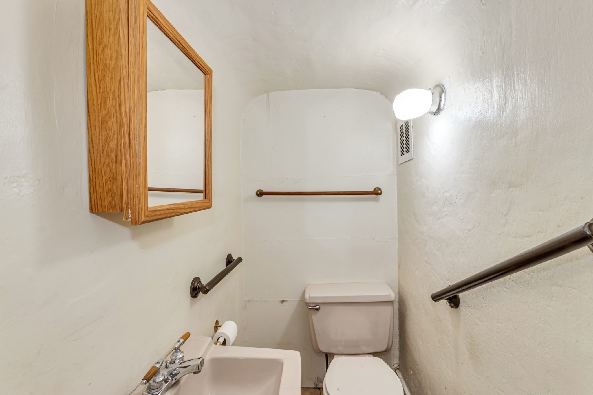 193 Haverhill Street Property Photo 13