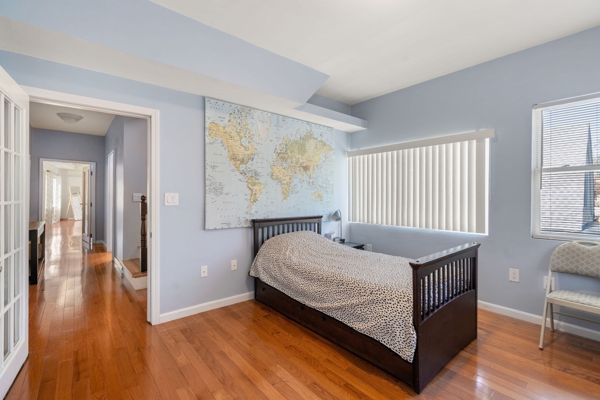 581 California Property Photo 12