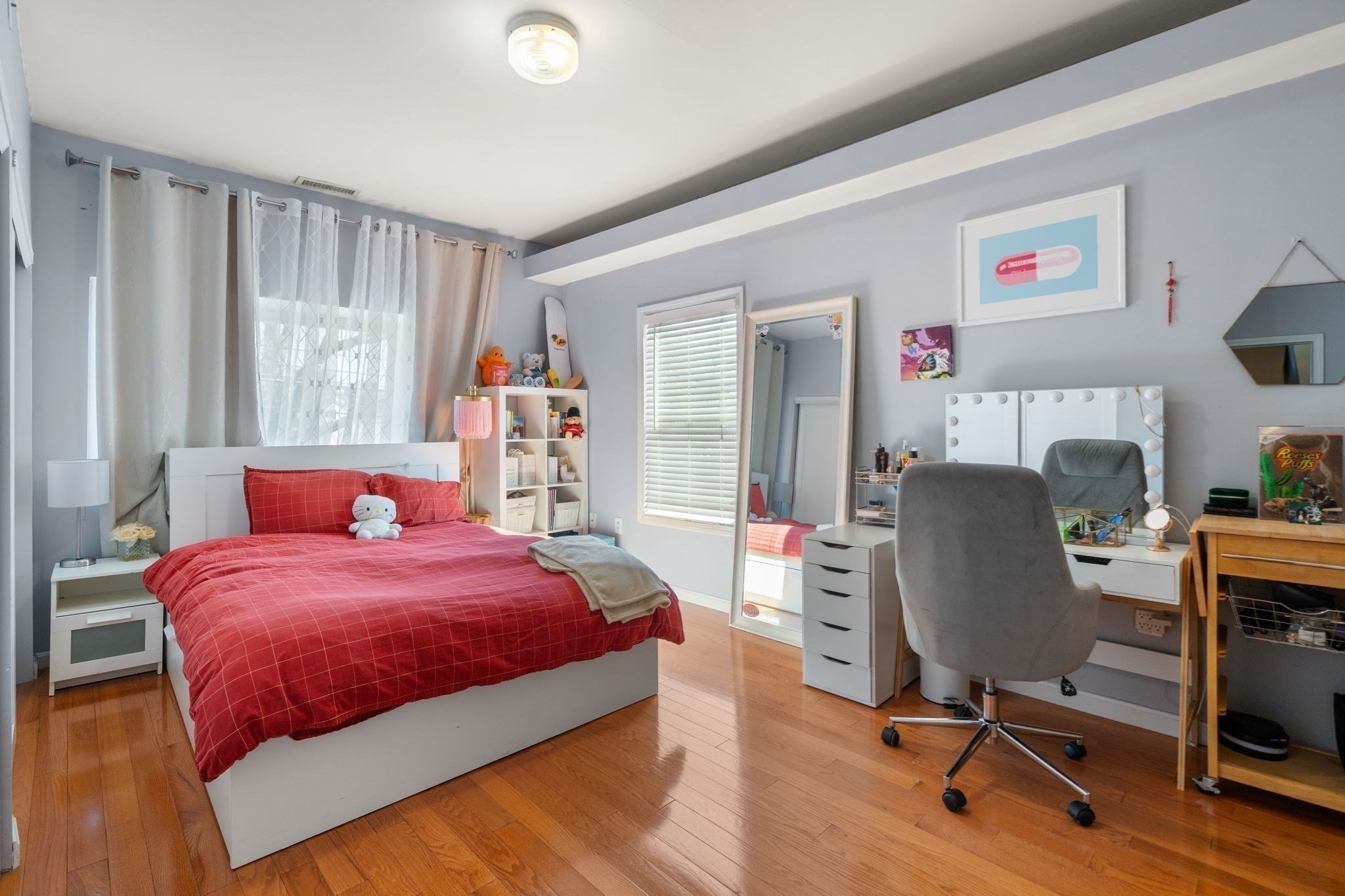 581 California Property Photo 13