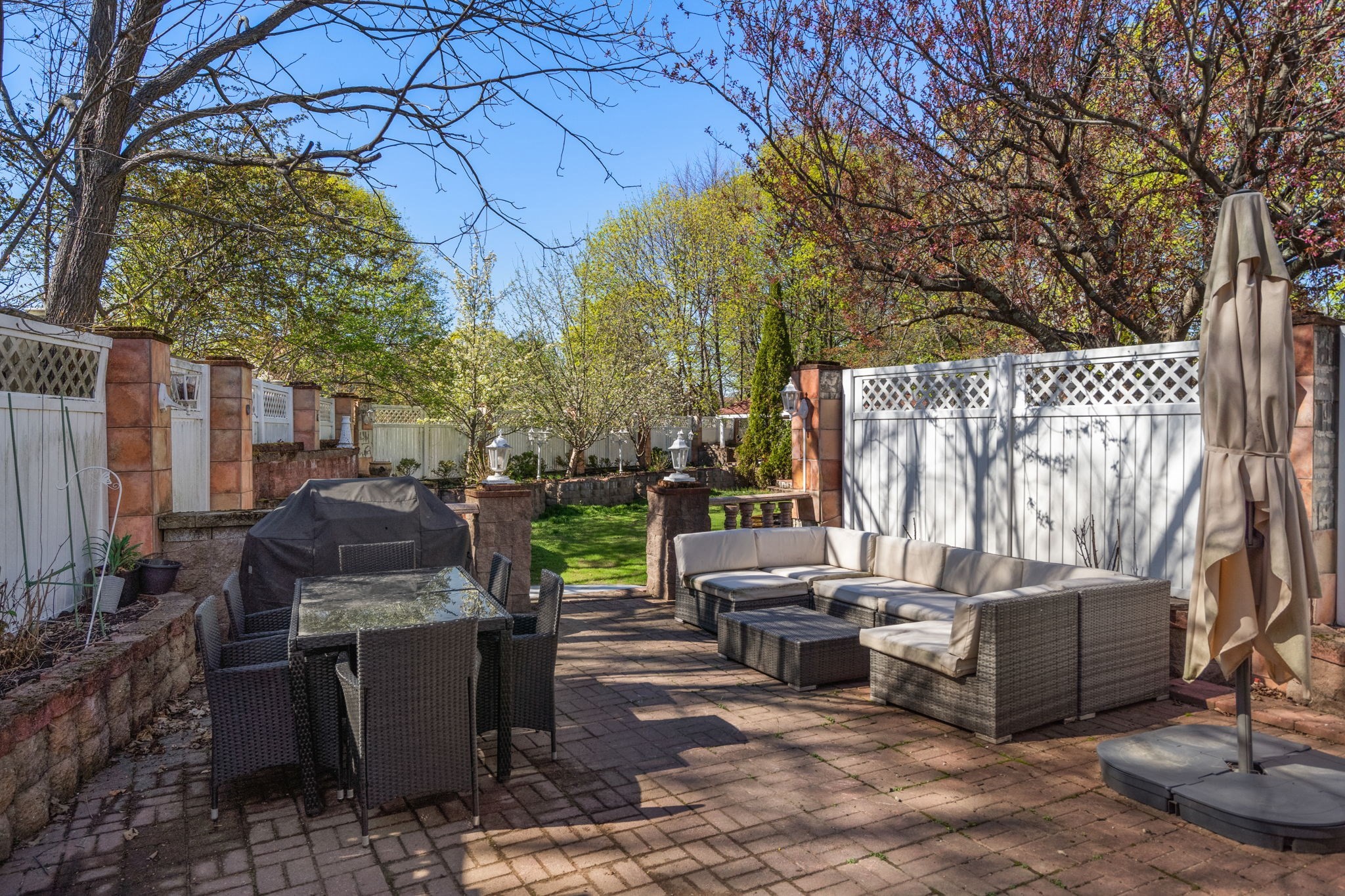 581 California Property Photo 19