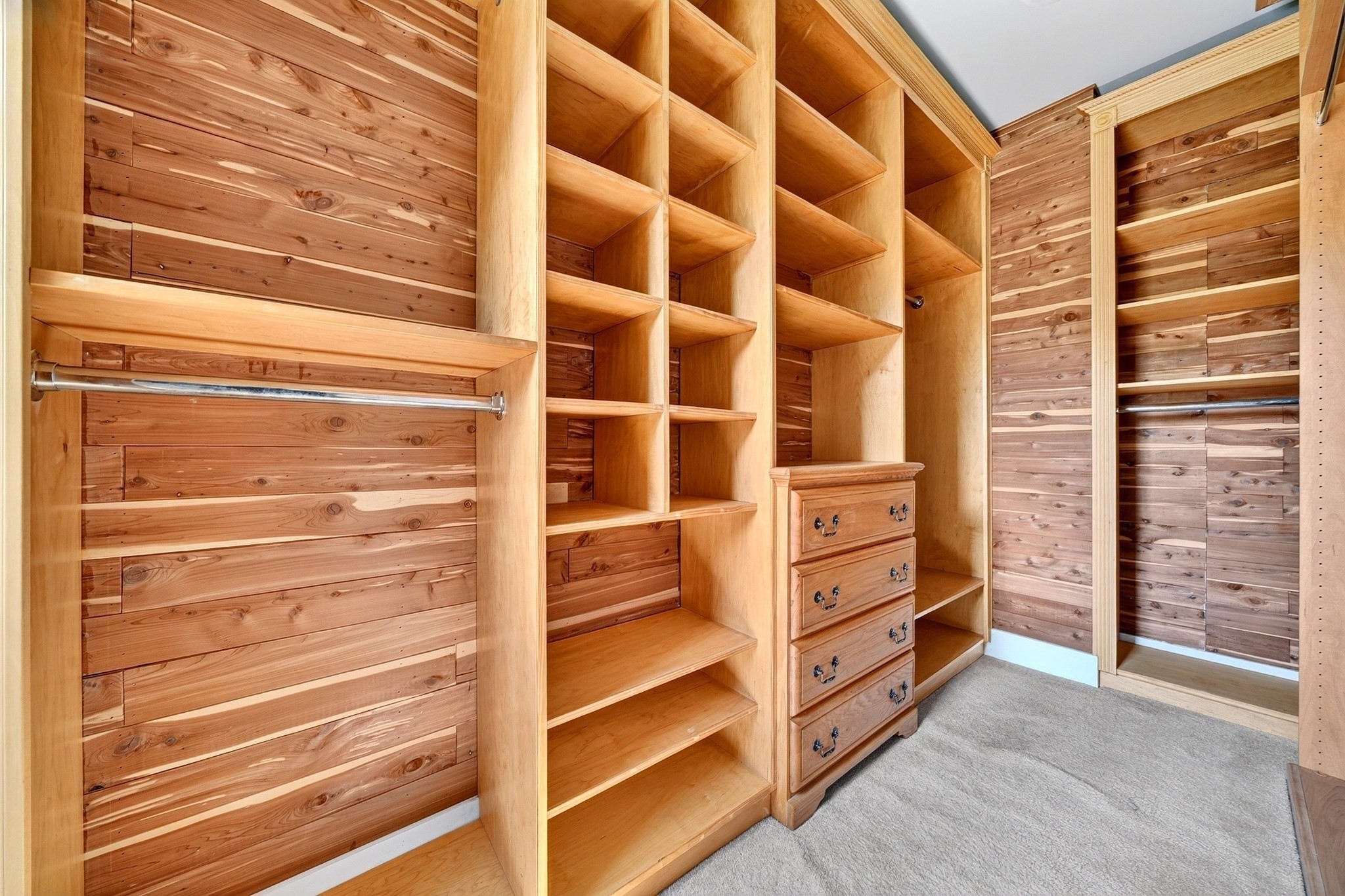 127 Commonwealth Ave Property Photo 20