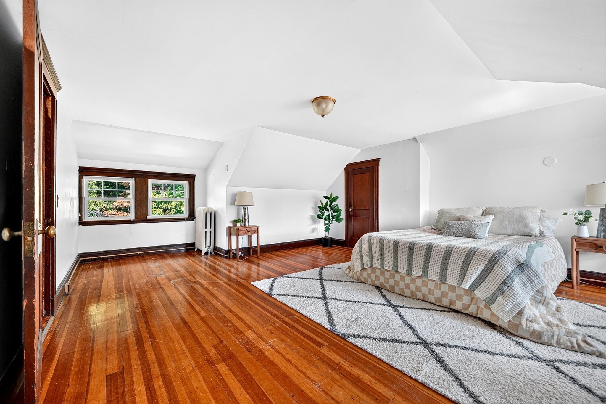 127 Commonwealth Ave Property Photo 26