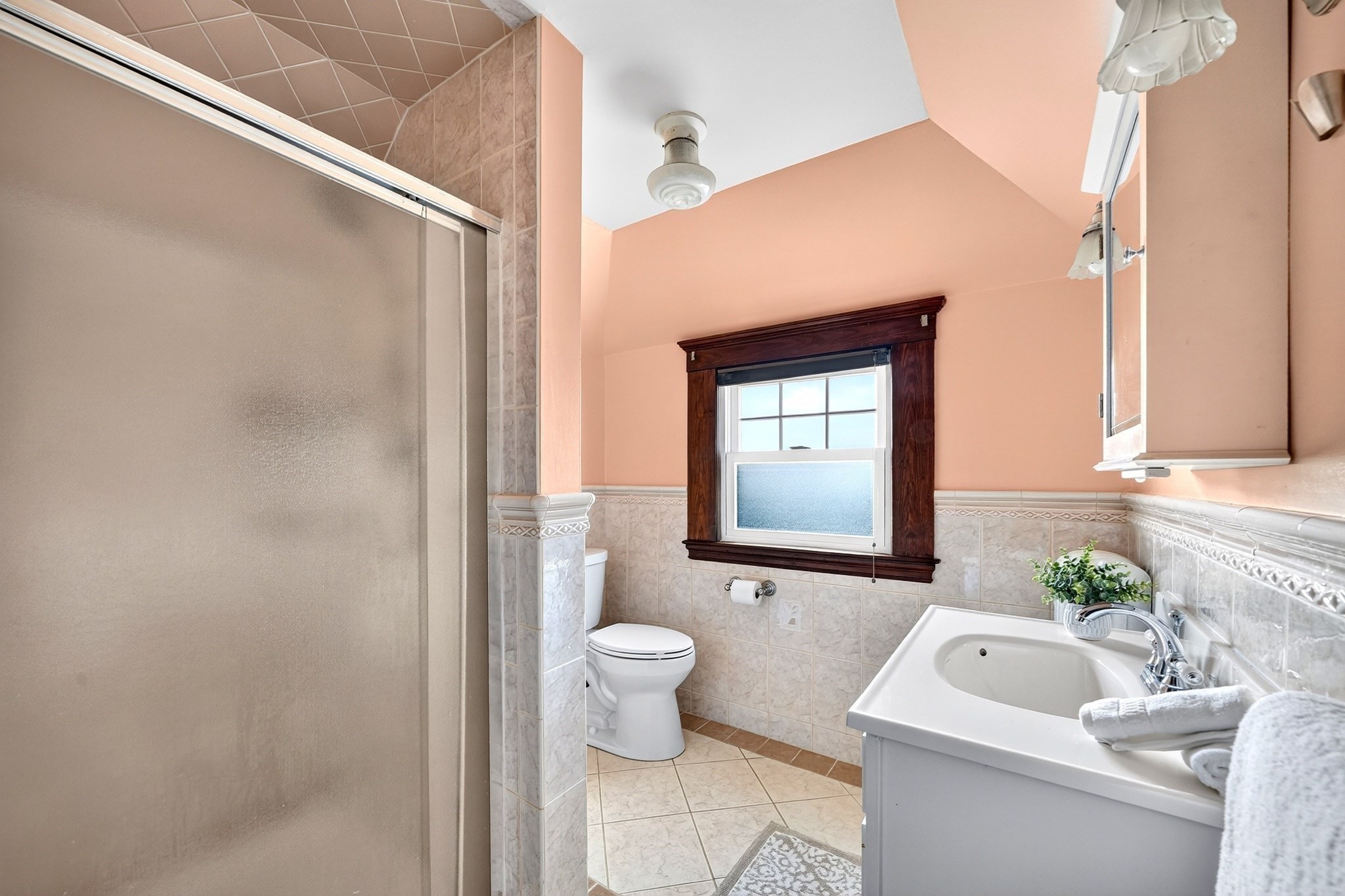 127 Commonwealth Ave Property Photo 28