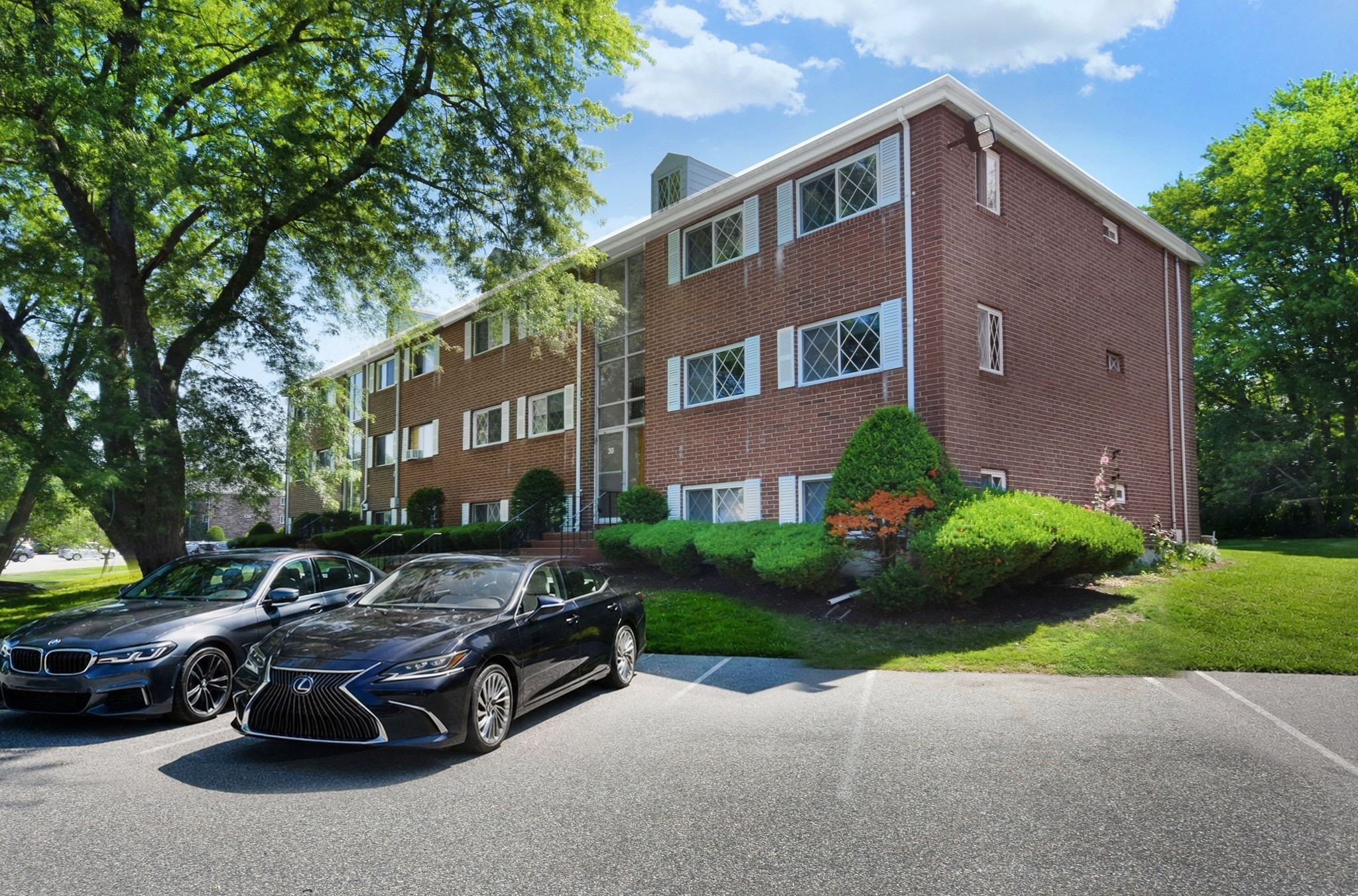 30 Fernview Ave # 6 Property Photo 1
