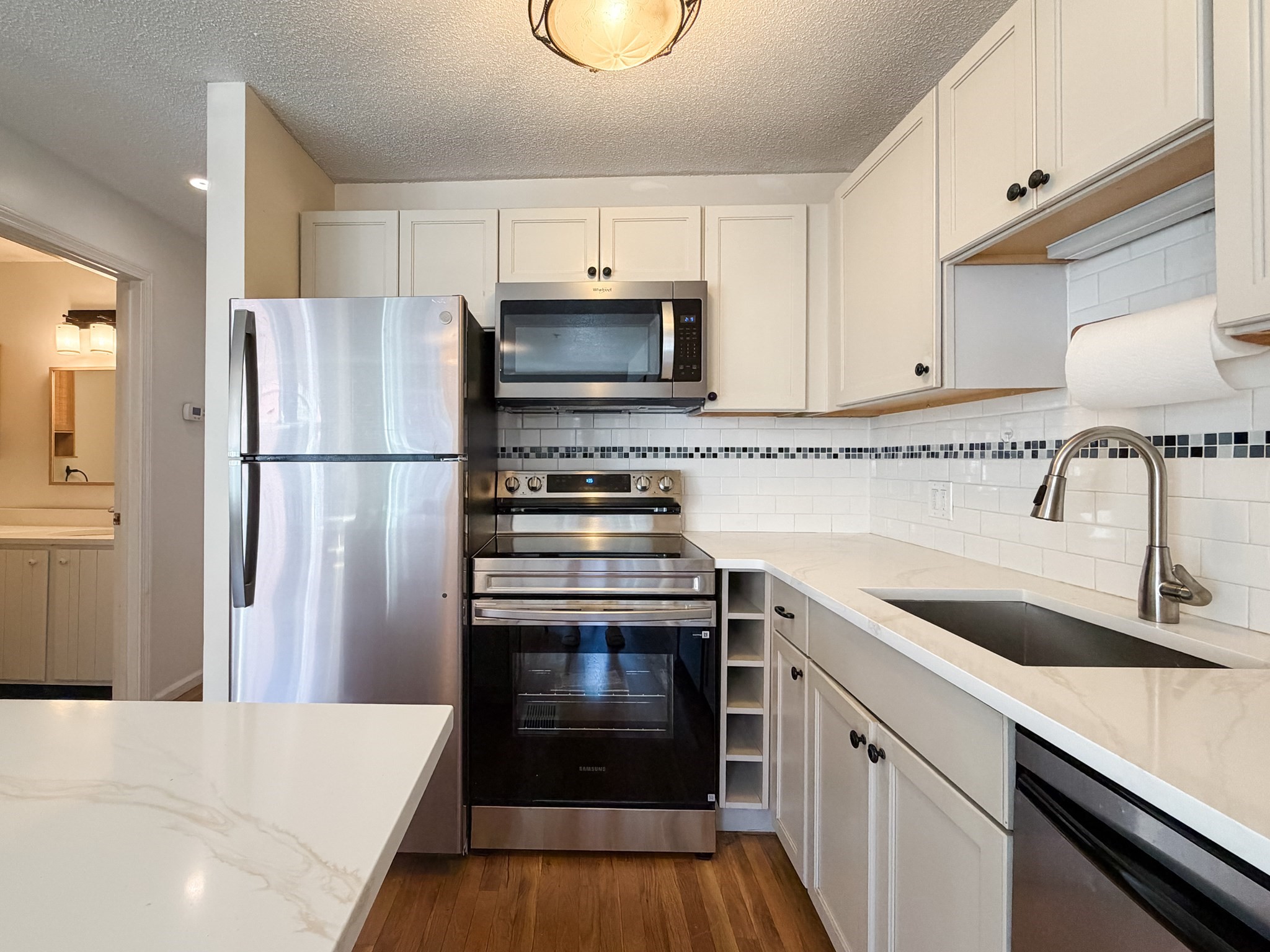 17 Main St # 17 Property Photo 6