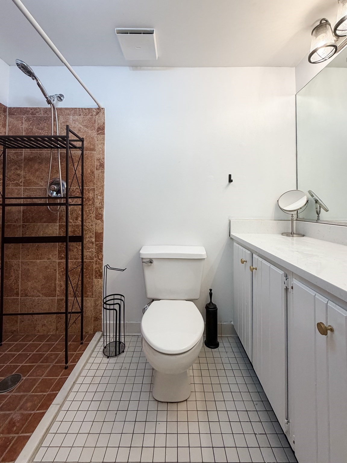 17 Main St # 17 Property Photo 16