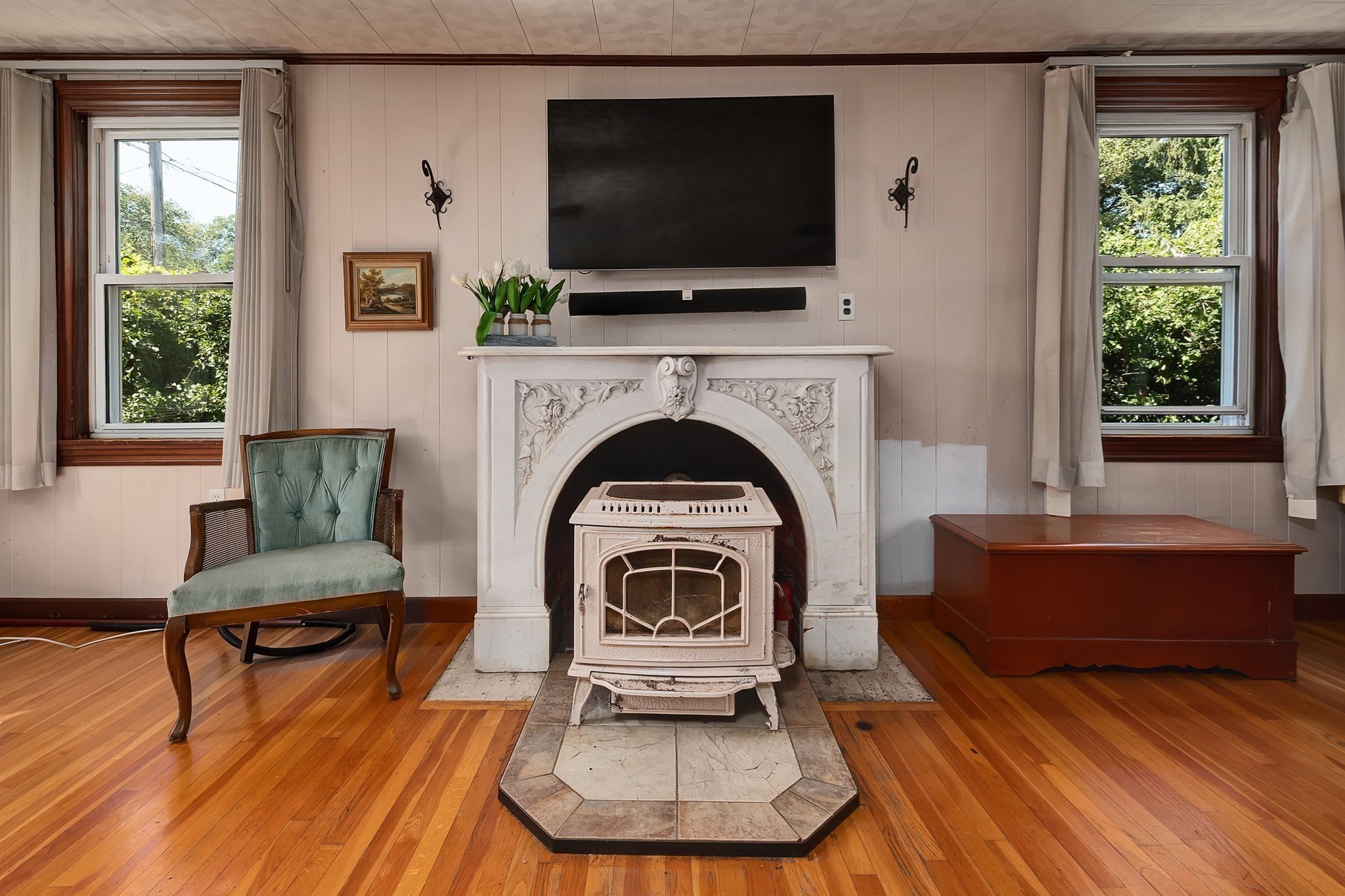 37 Riverdale Ave Property Photo 11